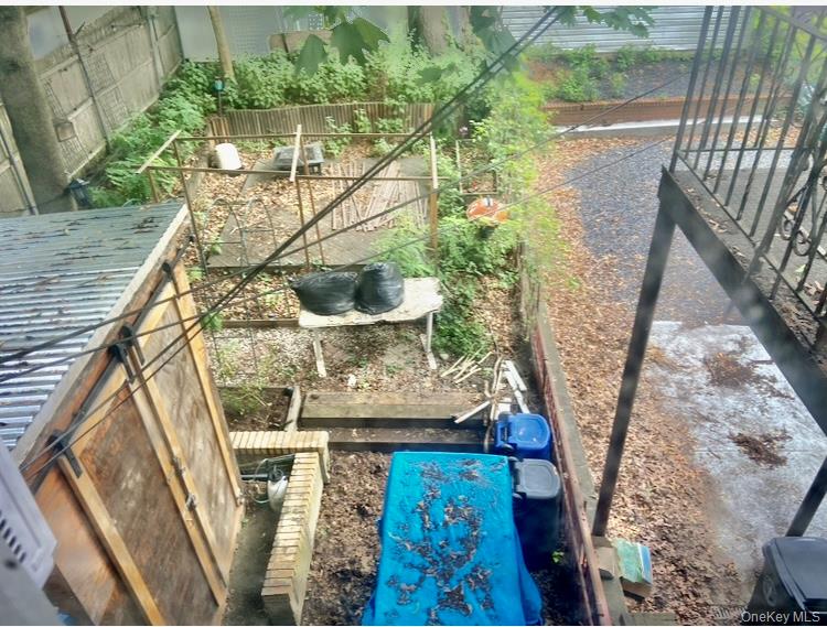 #19 photo, 18905 Crocheron Avenue, Flushing , NY 11358