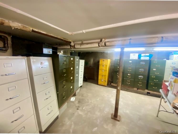 #9 photo, 18905 Crocheron Avenue, Flushing , NY 11358