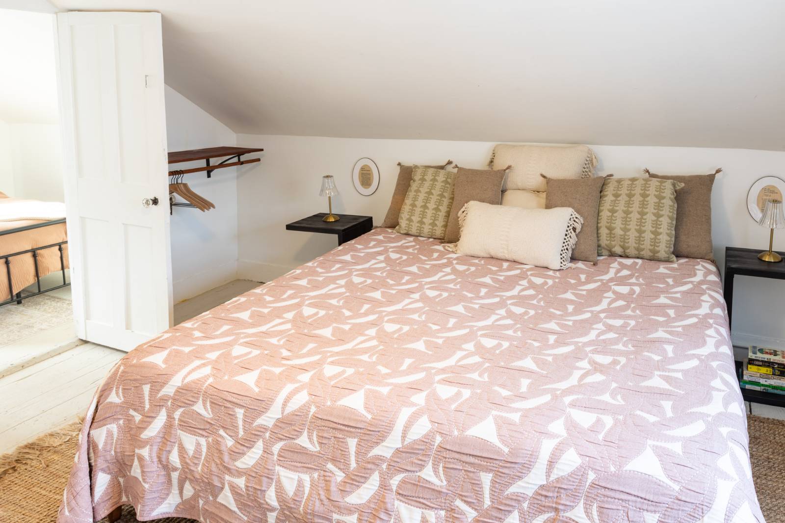 #11 photo, 417 Route 22, Oak Hill , NY 12460