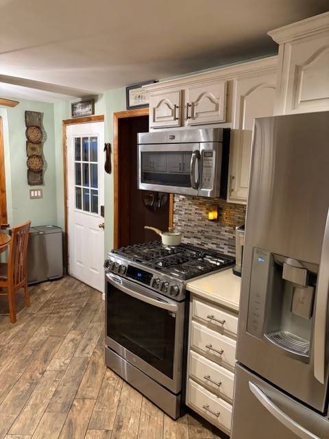 #14 photo, 279 Dickie Ave, Staten Island , NY 10314