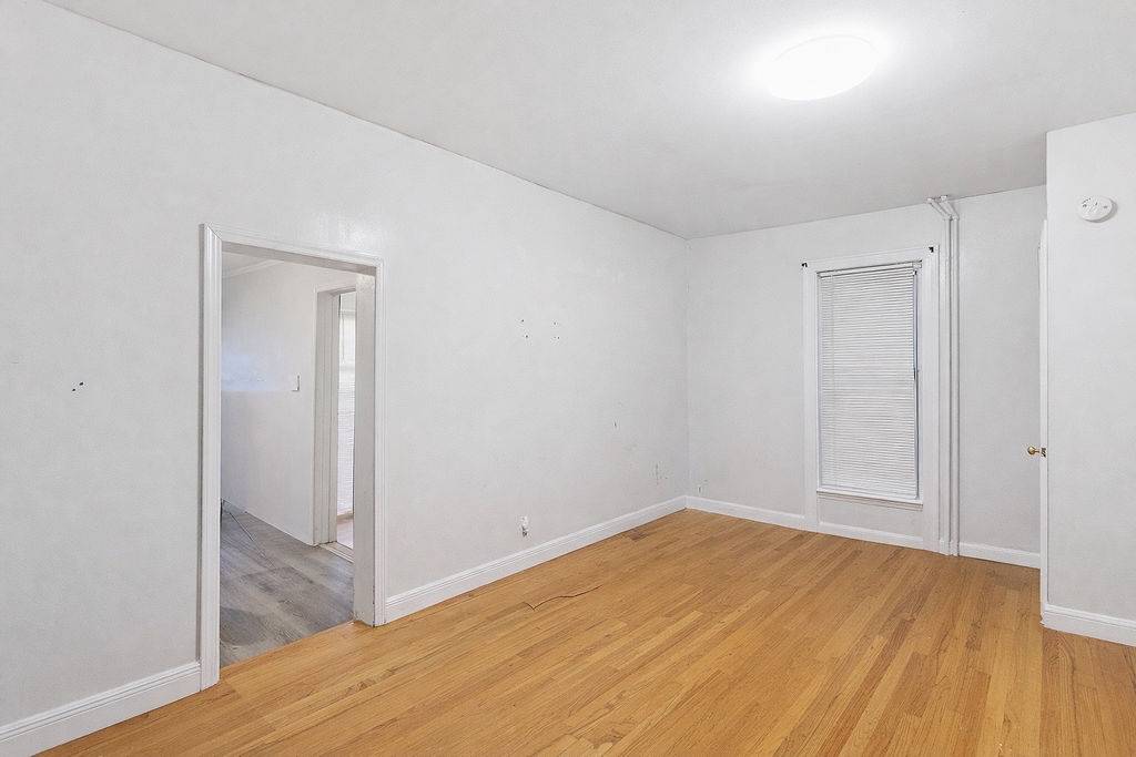 #10 photo, 87-03 95th Avenue, Ozone Park , NY 11416