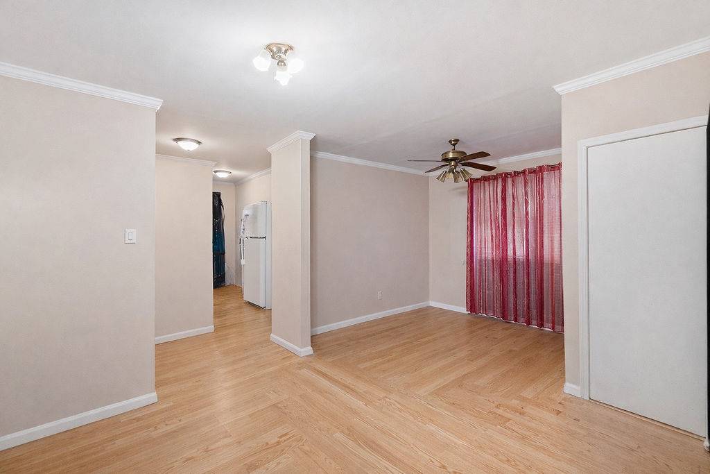 #13 photo, 87-03 95th Avenue, Ozone Park , NY 11416