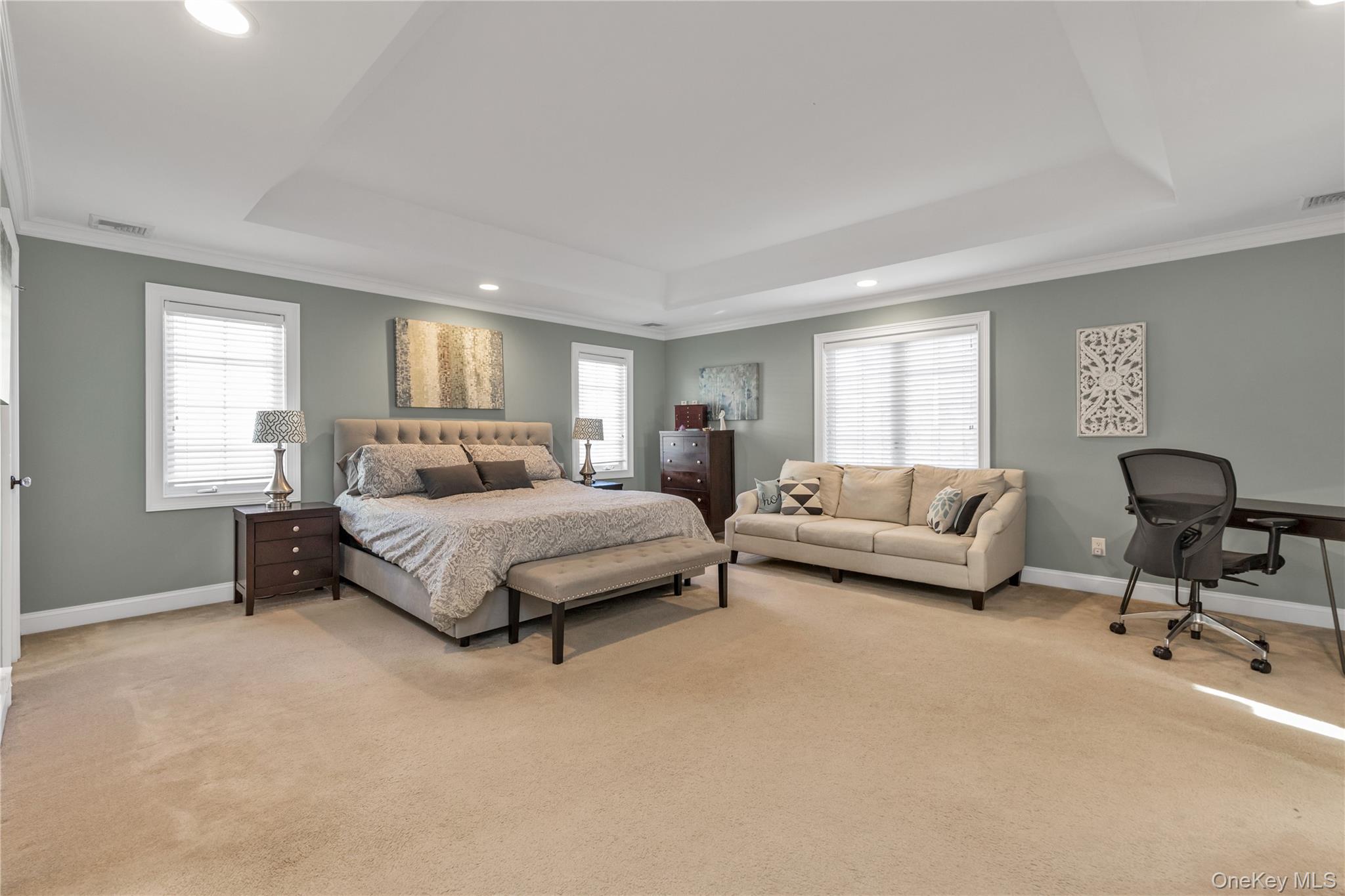 #14 photo, 115 Lincoln Avenue, Rockville Centre , NY 11570