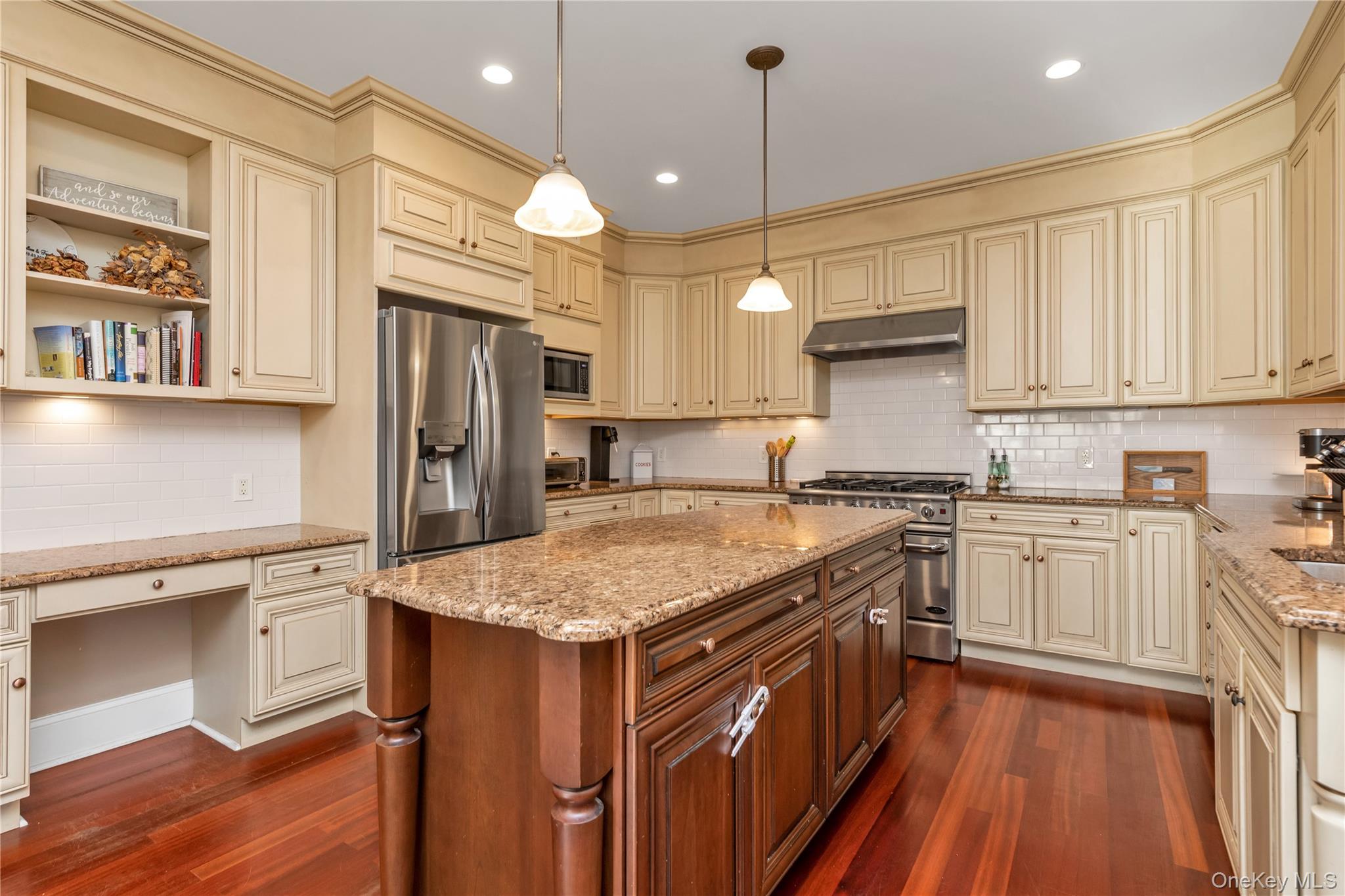 #9 photo, 115 Lincoln Avenue, Rockville Centre , NY 11570