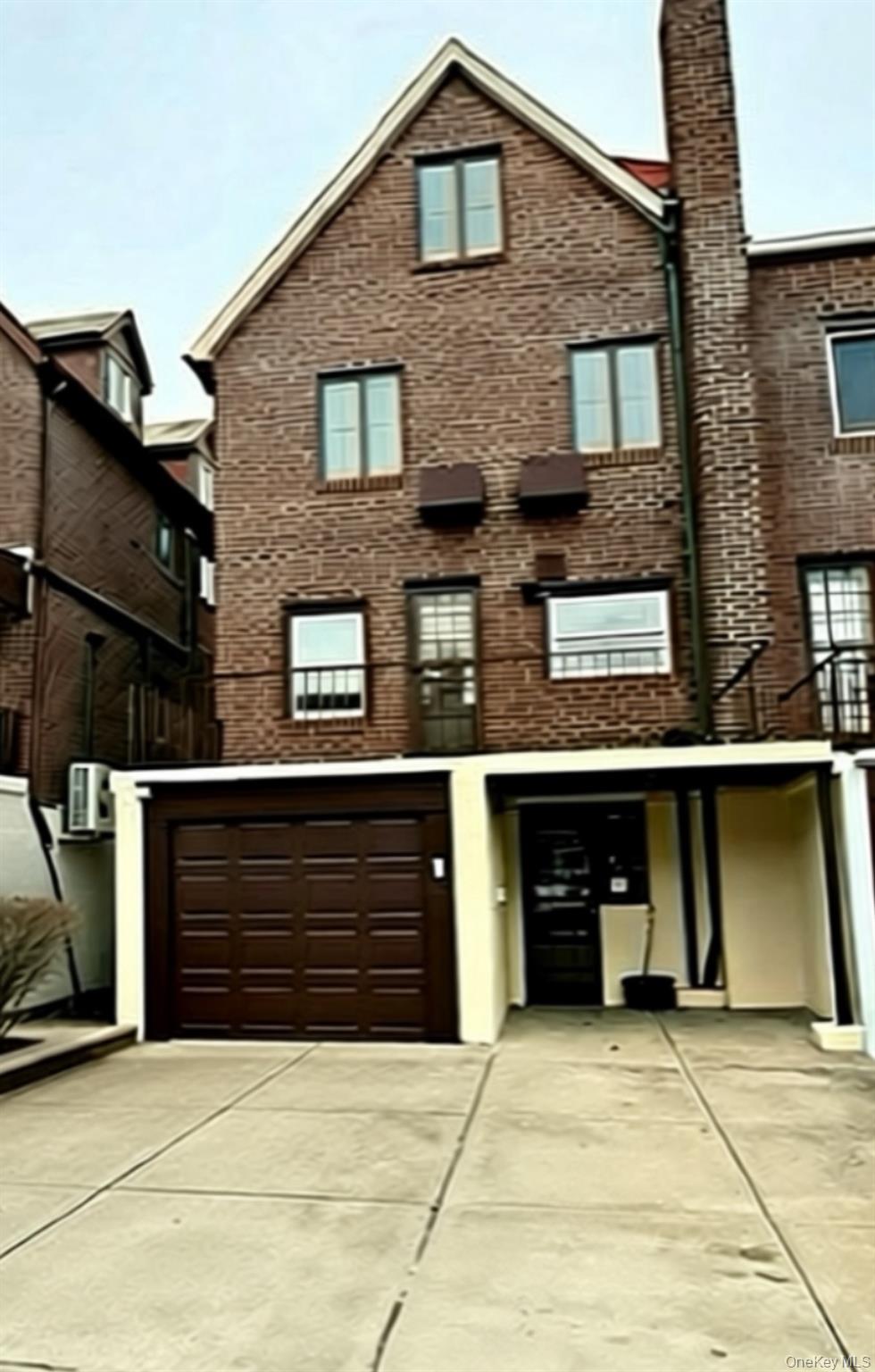 #14 photo, 7717 82nd Street, Glendale , NY 11385