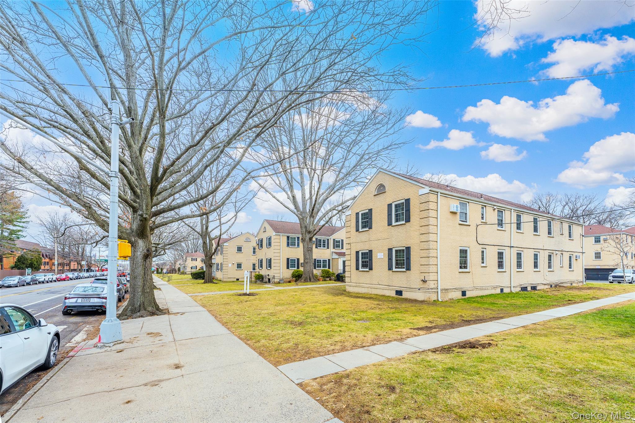 #6 photo, 64-57 SPRINGFIELD BLVD SPRINGFIELD BLVD Boulevard, Bayside , NY 11364