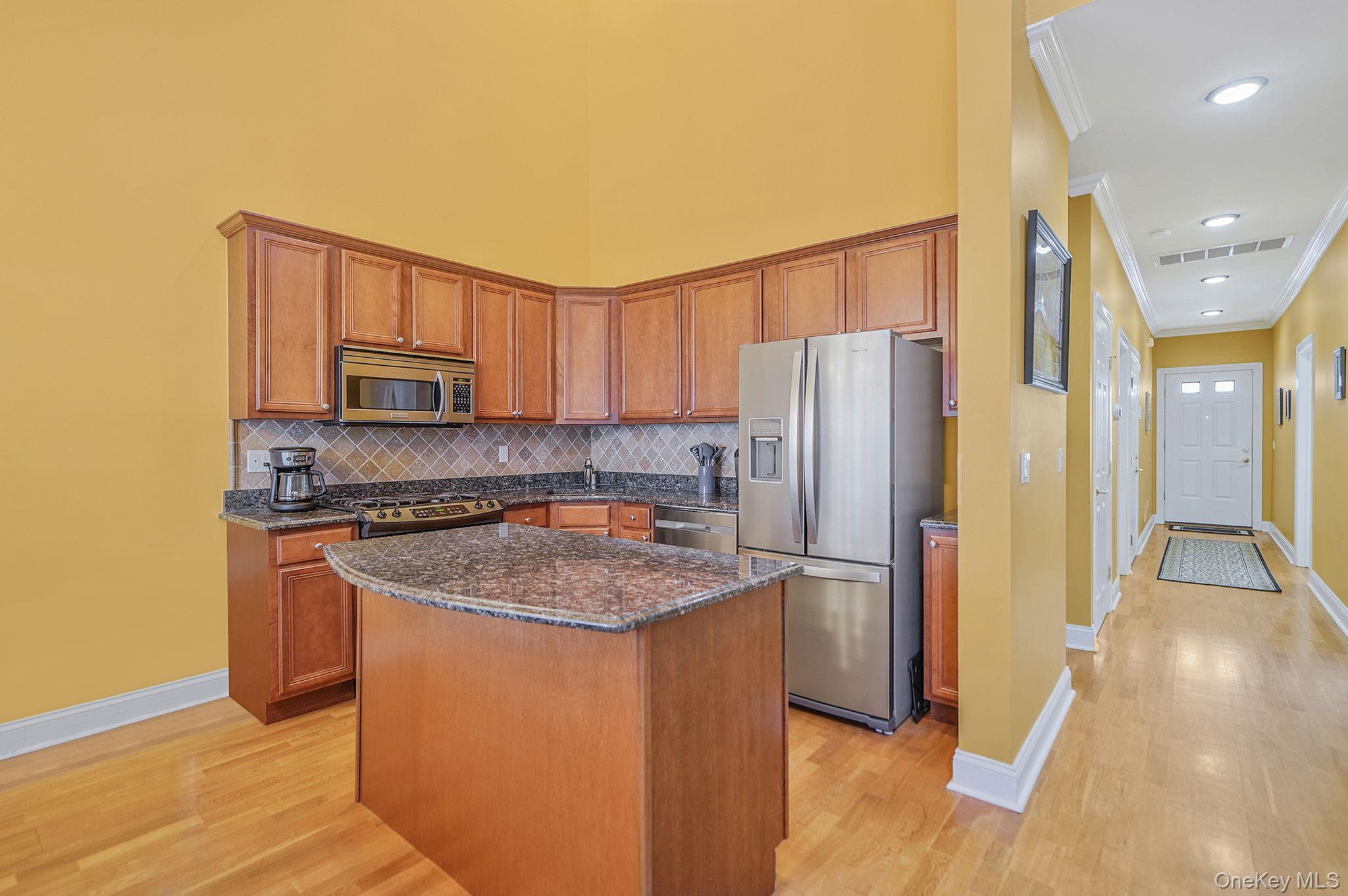 #7 photo, 116 Maya Circle, Central Islip , NY 11722