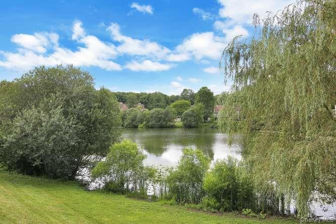 #18 photo, 905 Oakridge Common, South Salem , NY 10590