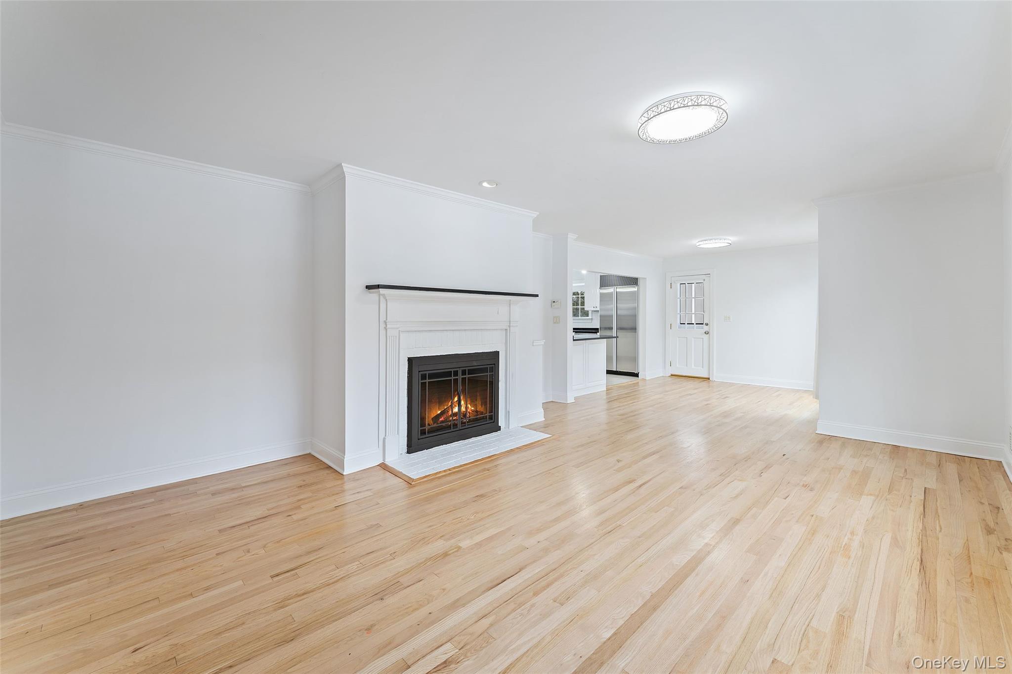 #5 photo, 14 Wakefield Road, Scarsdale , NY 10583