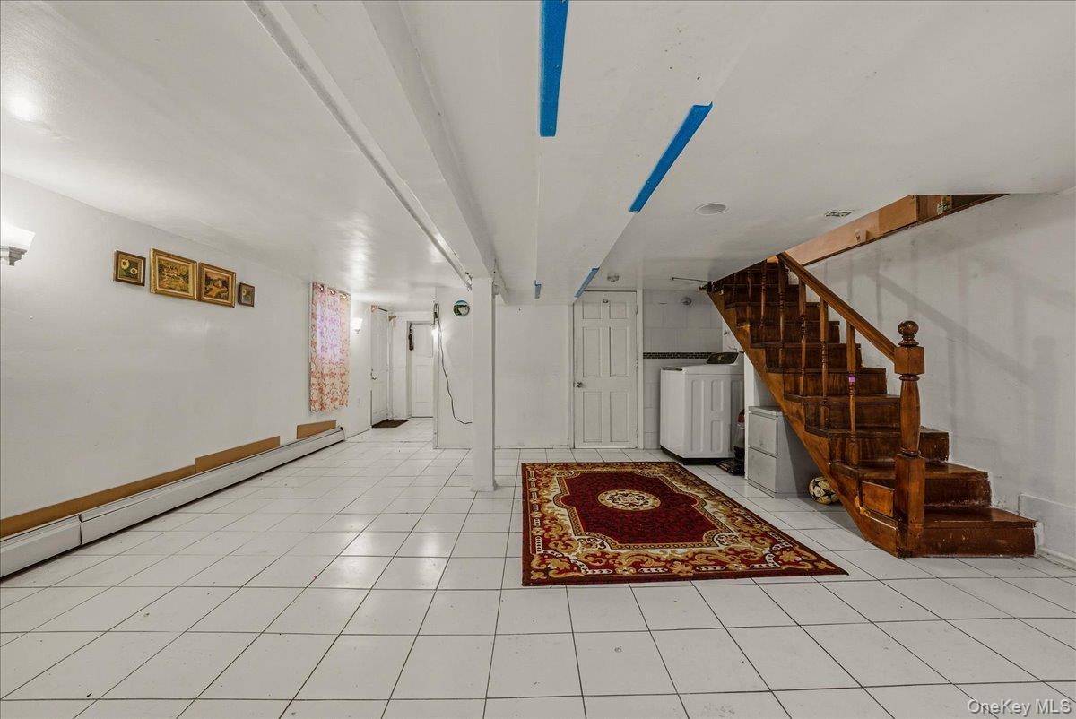 #14 photo, 2304 Glebe Avenue, Bronx , NY 10462