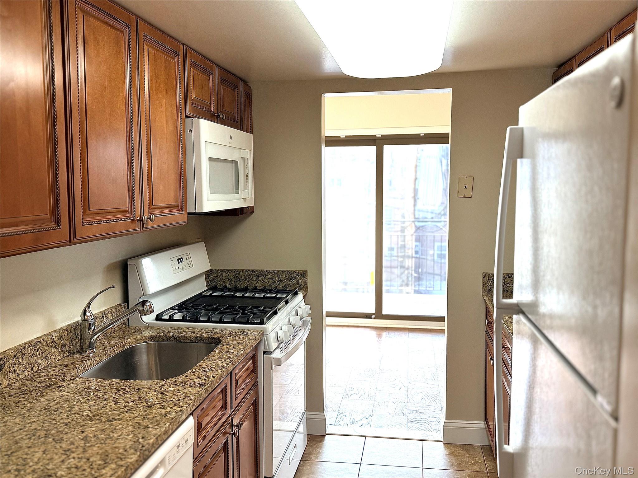 #2 photo, 505 White Plains Road, Eastchester , NY 10709