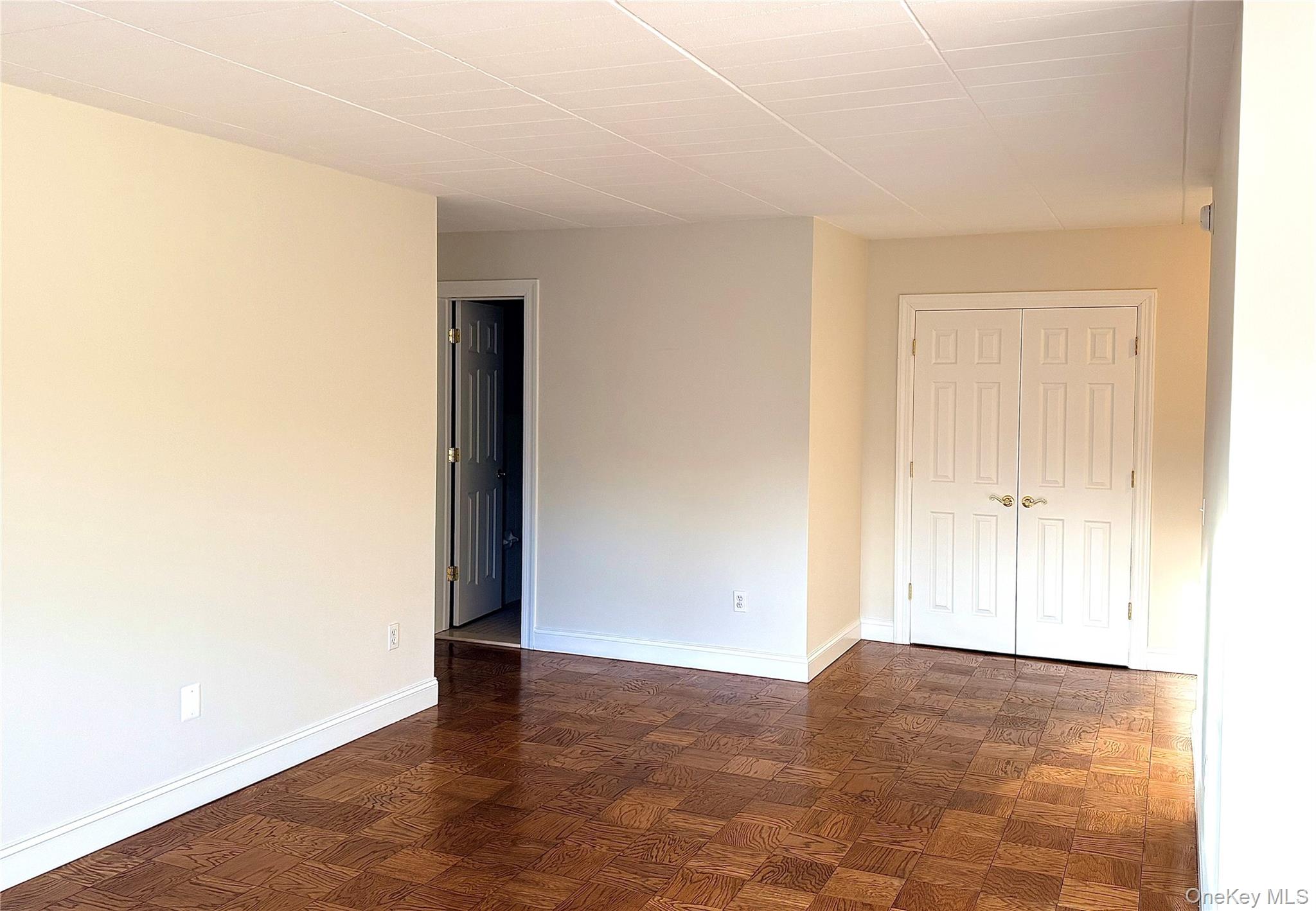 #4 photo, 505 White Plains Road, Eastchester , NY 10709