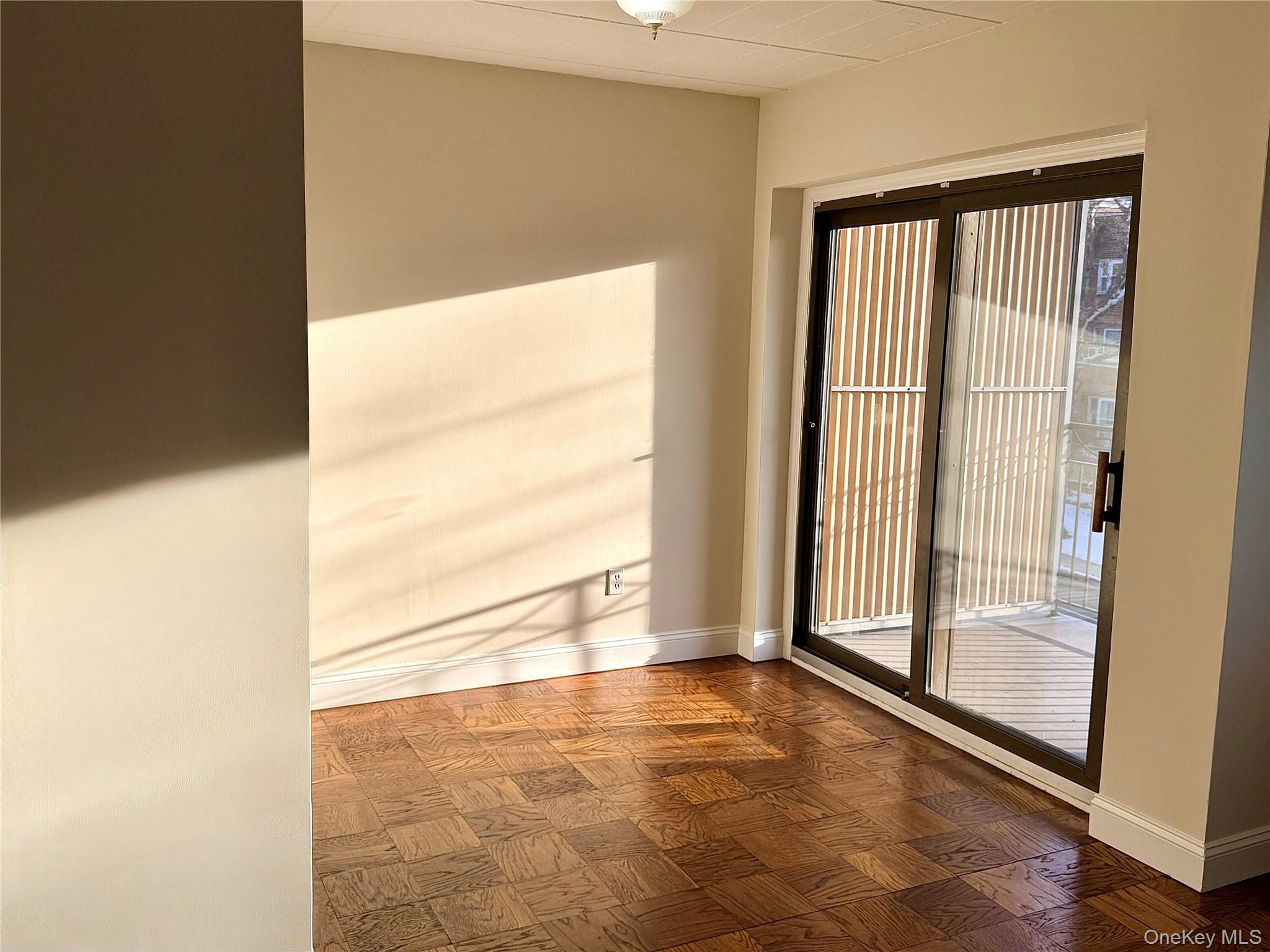 #6 photo, 505 White Plains Road, Eastchester , NY 10709