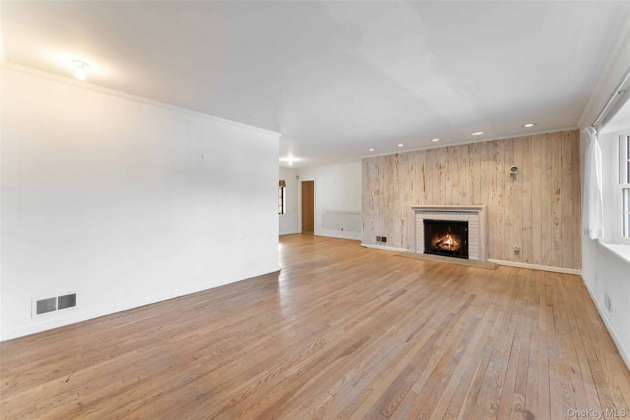 #2 photo, 67 Atherstone Road, Scarsdale , NY 10583