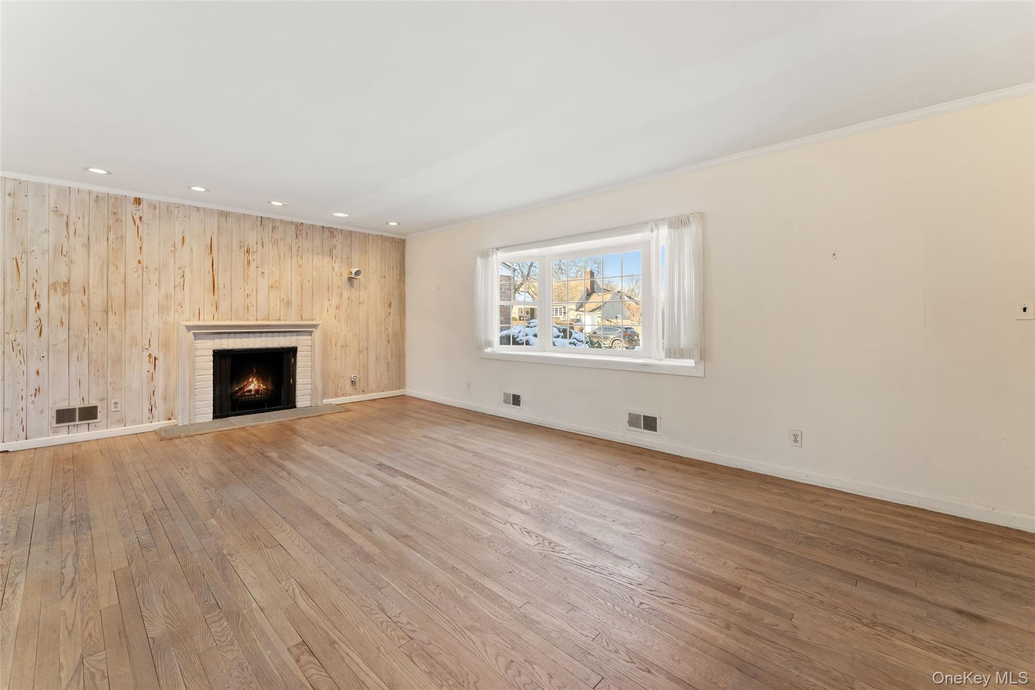 #3 photo, 67 Atherstone Road, Scarsdale , NY 10583