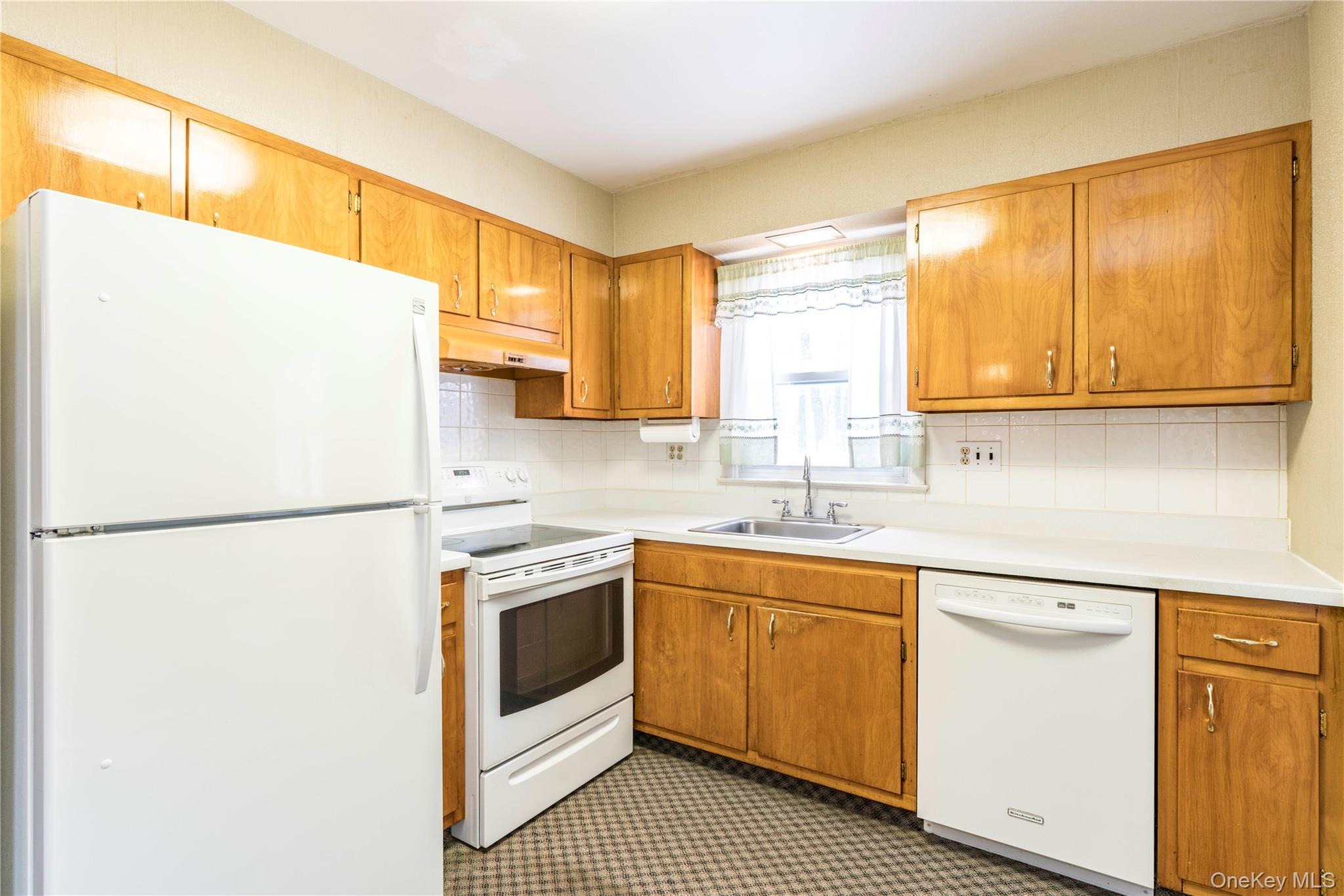 #11 photo, 9 Southview Lane, Hopewell Junction , NY 12533