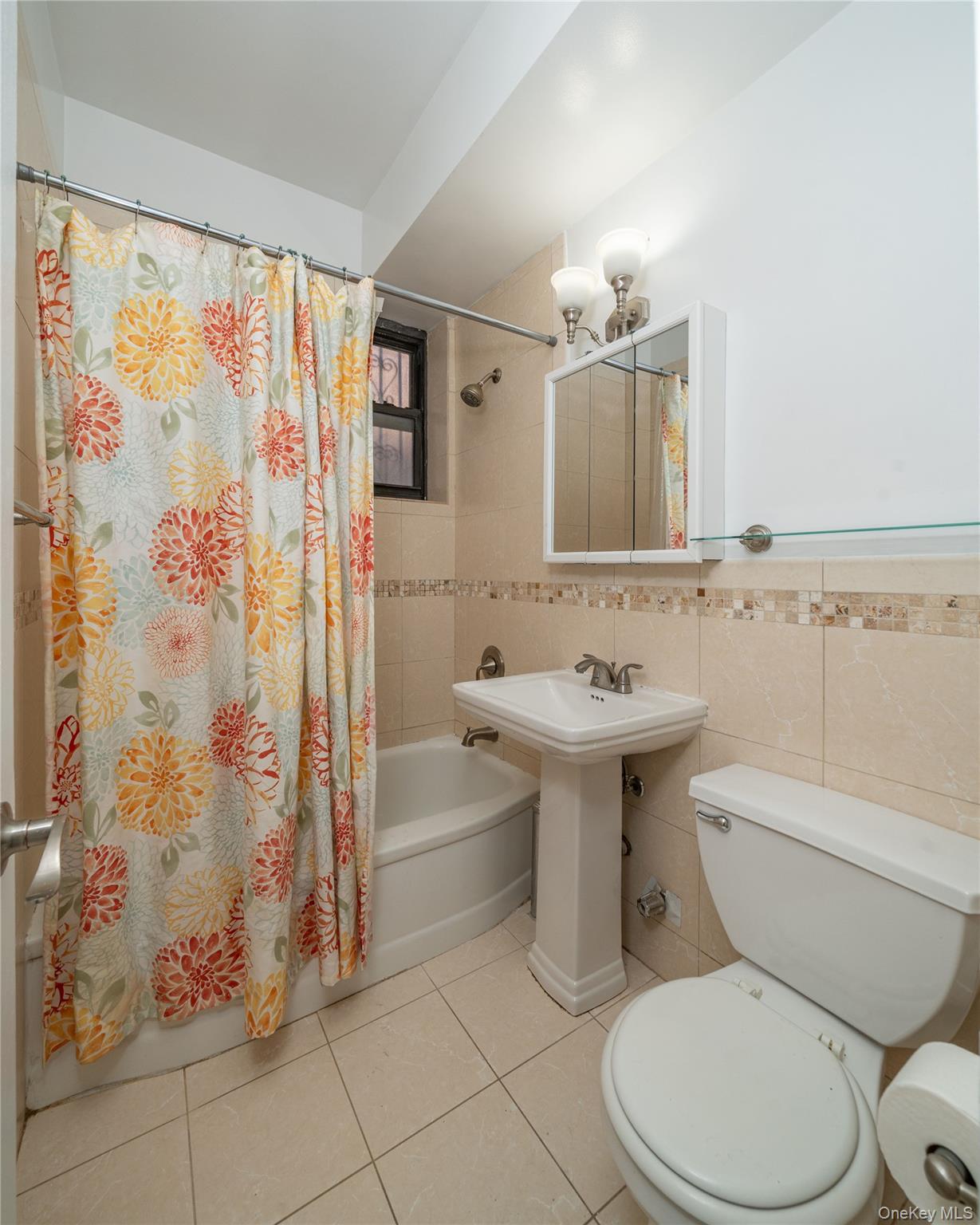 #15 photo, 245 Bennett Avenue, New York (Manhattan) , NY 10040