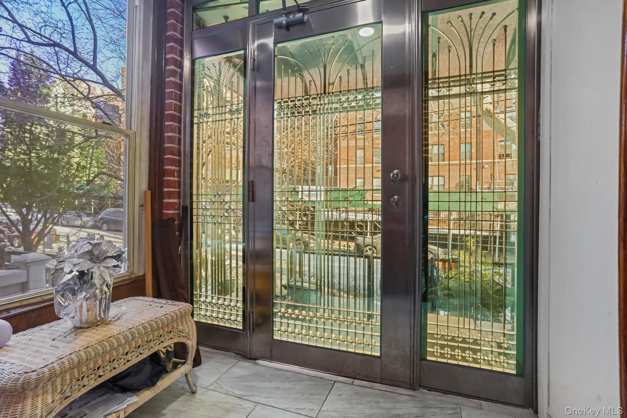 #8 photo, 1955 Andrews Avenue, Bronx , NY 10453