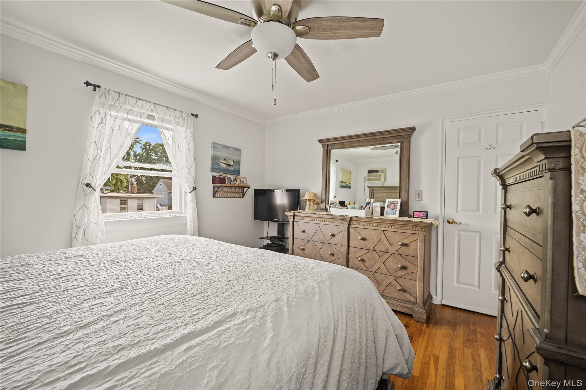 #11 photo, 98 Hawkins Street, Bronx , NY 10464