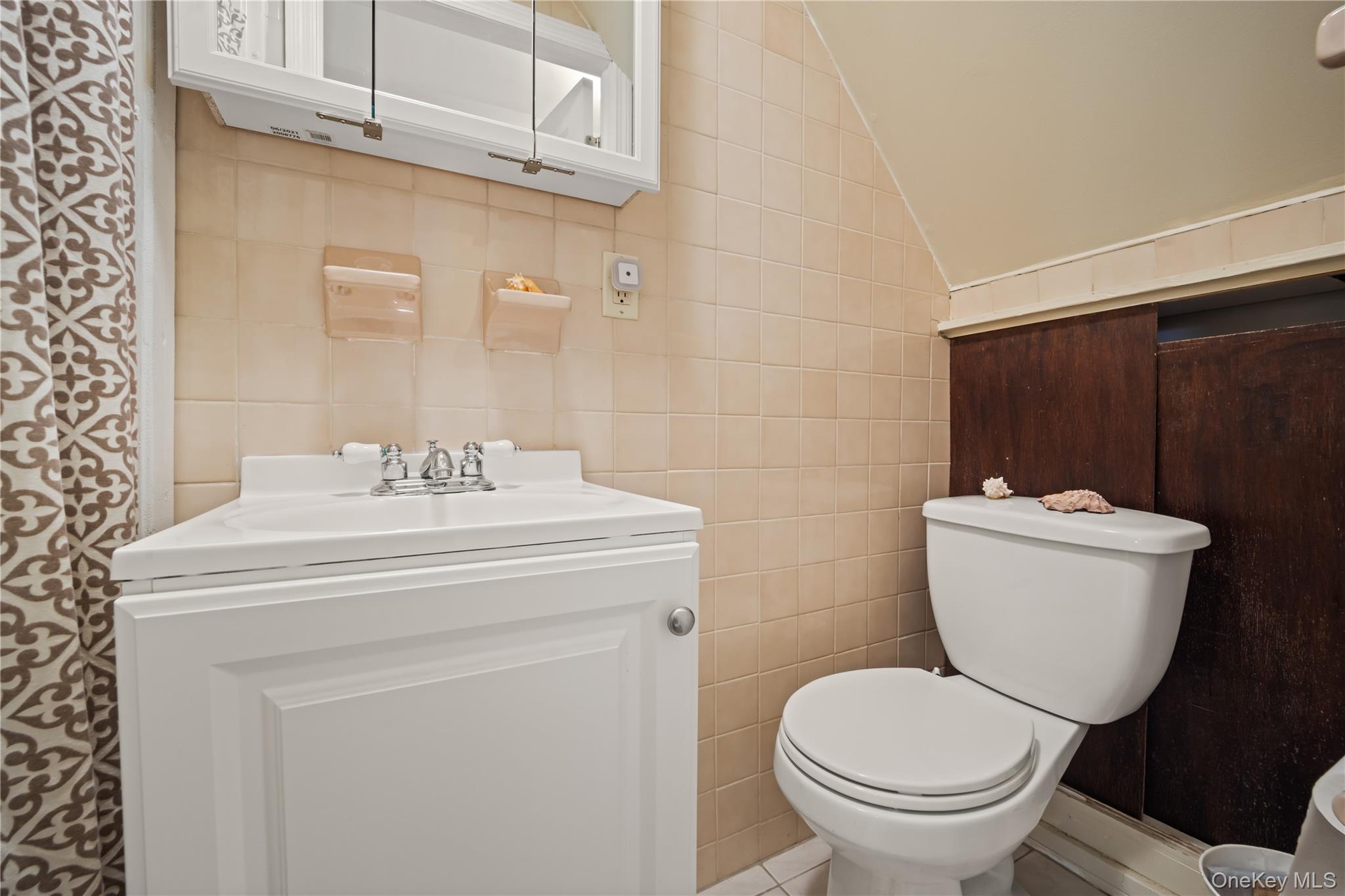 #20 photo, 98 Hawkins Street, Bronx , NY 10464