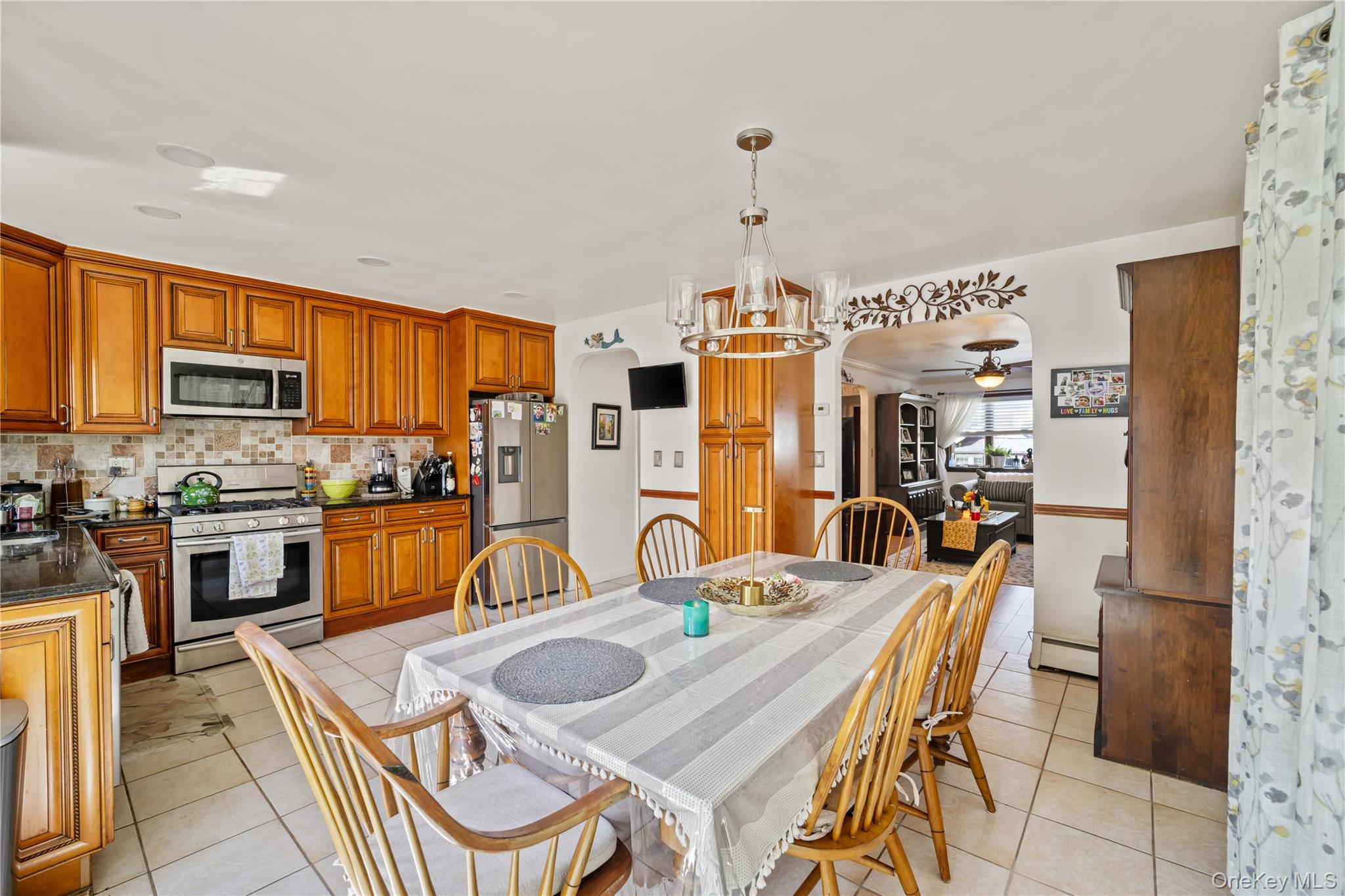 #4 photo, 98 Hawkins Street, Bronx , NY 10464