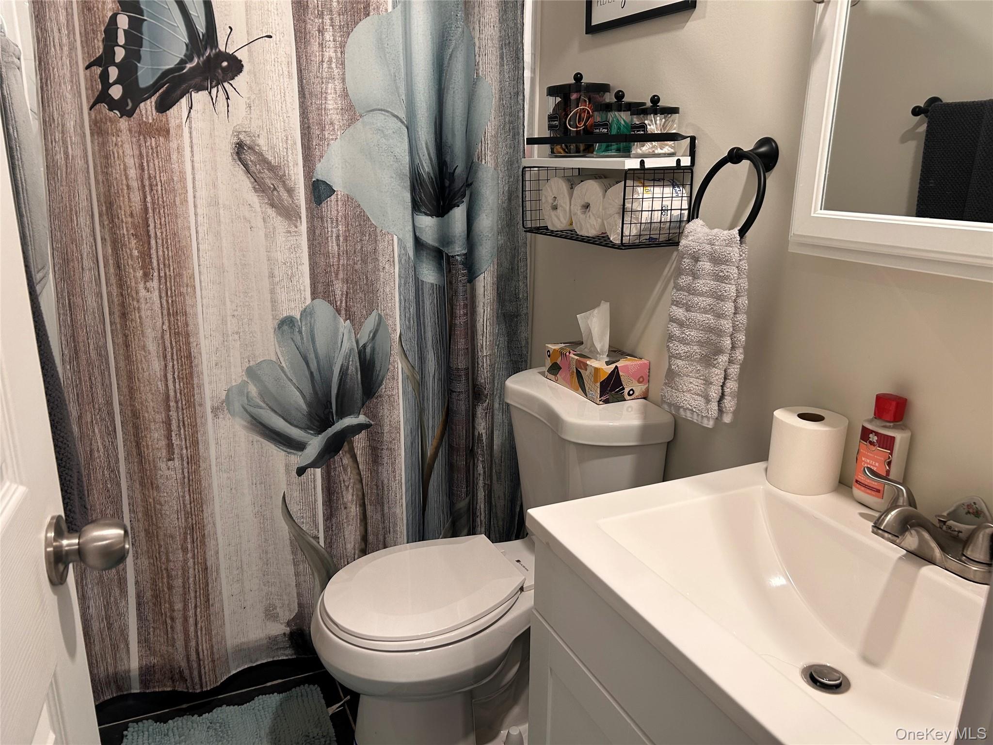 #18 photo, 194 E Parkview Drive, Shirley , NY 11967