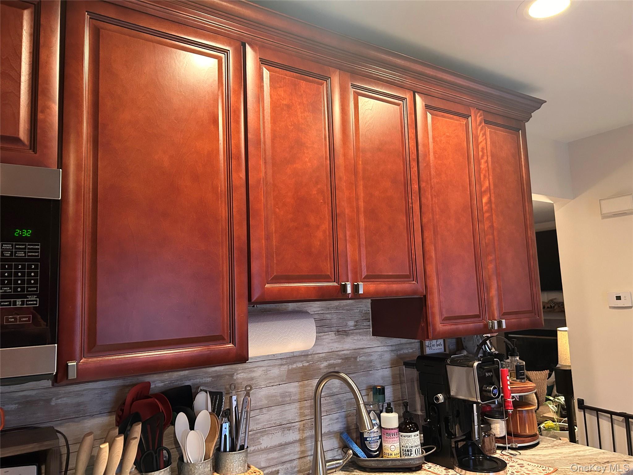 #9 photo, 194 E Parkview Drive, Shirley , NY 11967