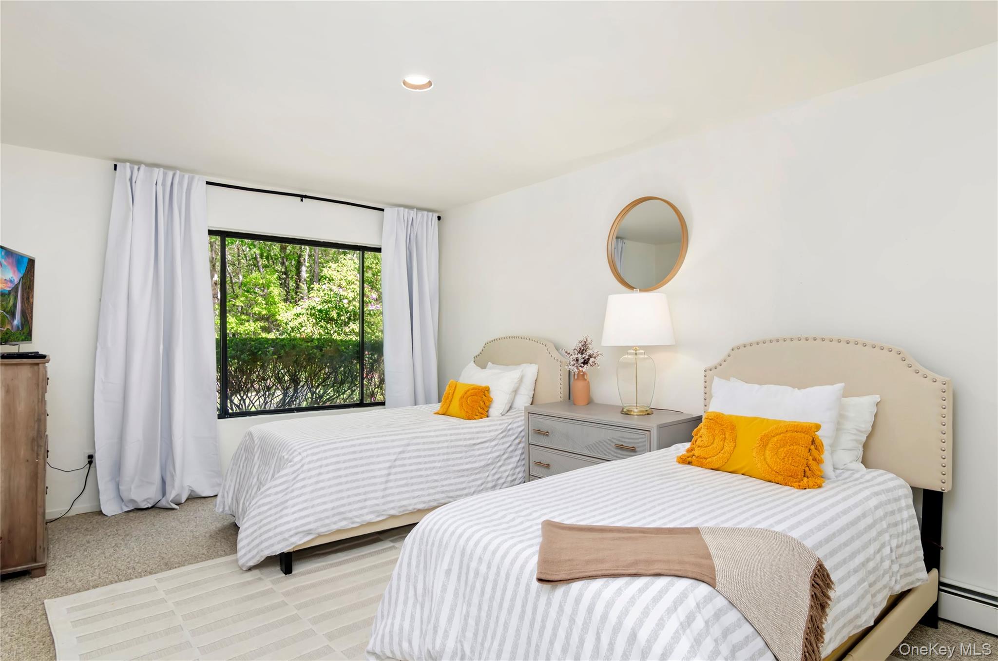 #17 photo, 24 N Quarter Road, Westhampton , NY 11977