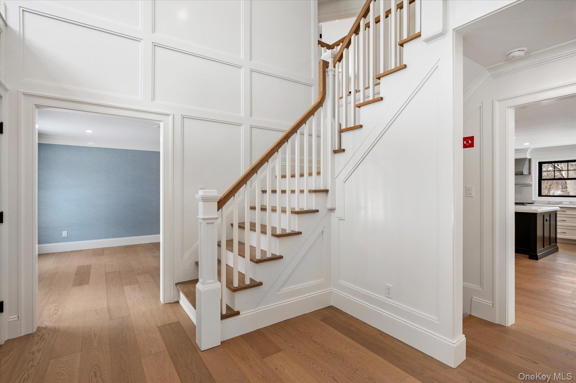 #4 photo, 20 Fox Hunt Lane, Cold Spring Harbor , NY 11724