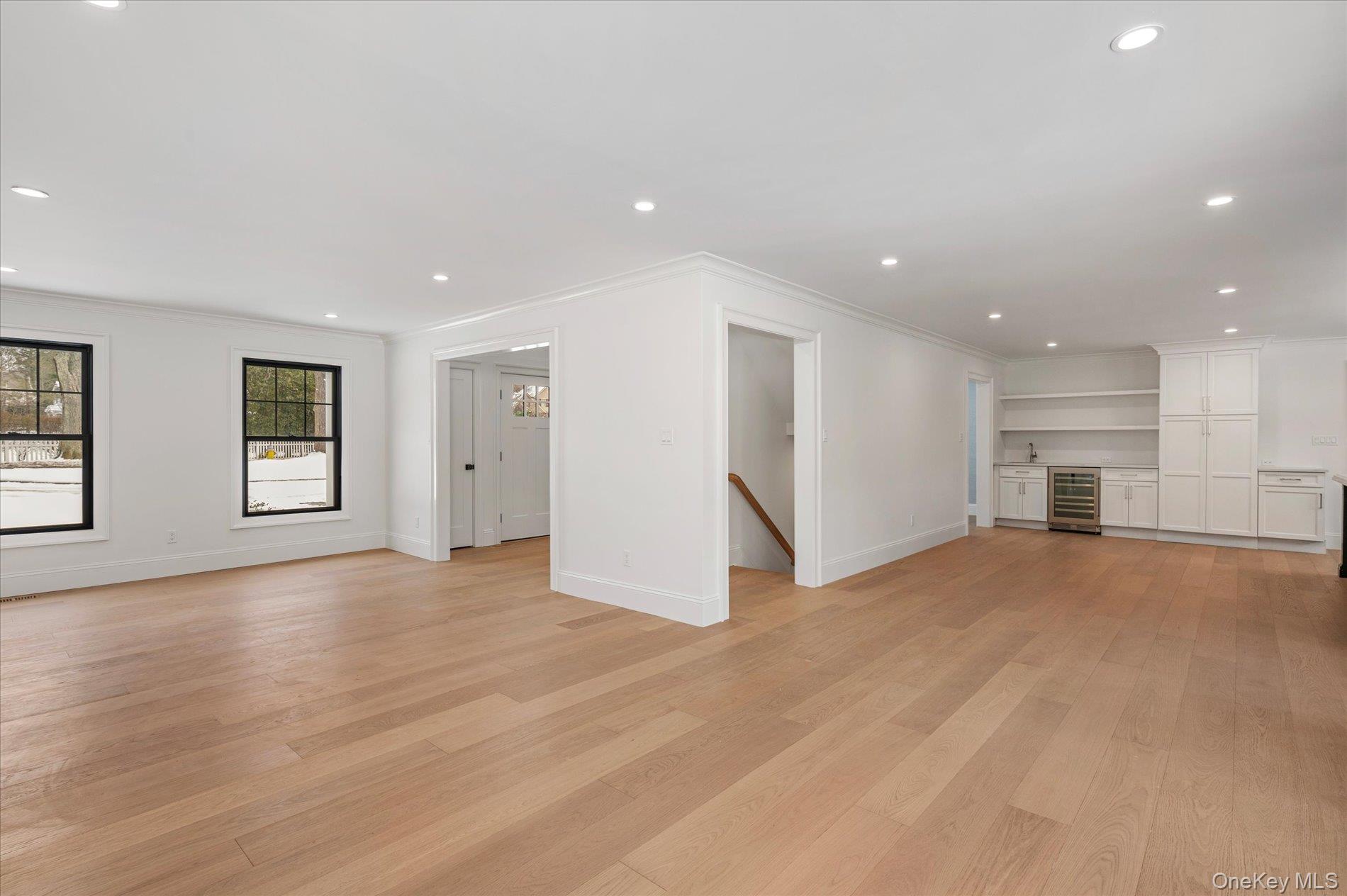 #7 photo, 20 Fox Hunt Lane, Cold Spring Harbor , NY 11724