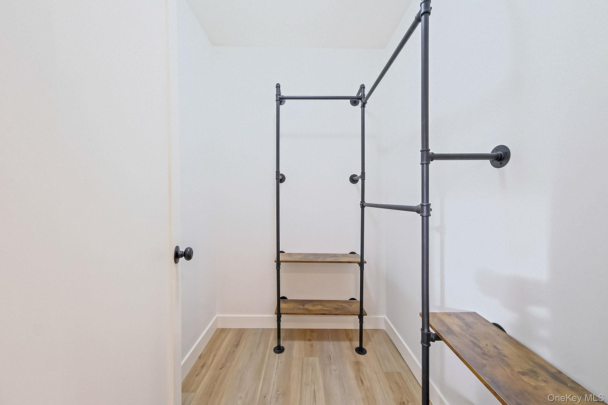 #17 photo, 73 Midwood Avenue, Farmingdale , NY 11735