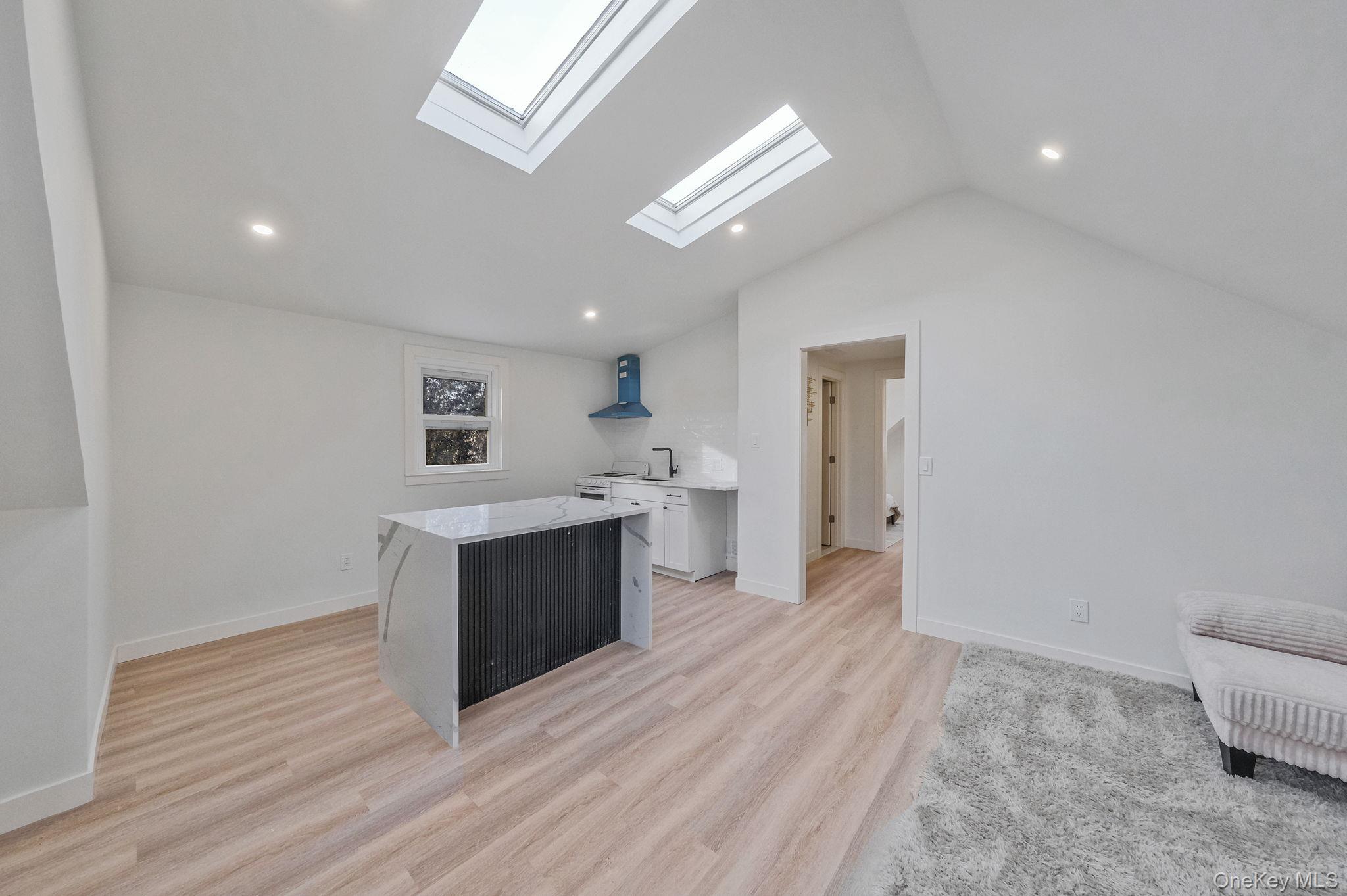 #20 photo, 73 Midwood Avenue, Farmingdale , NY 11735