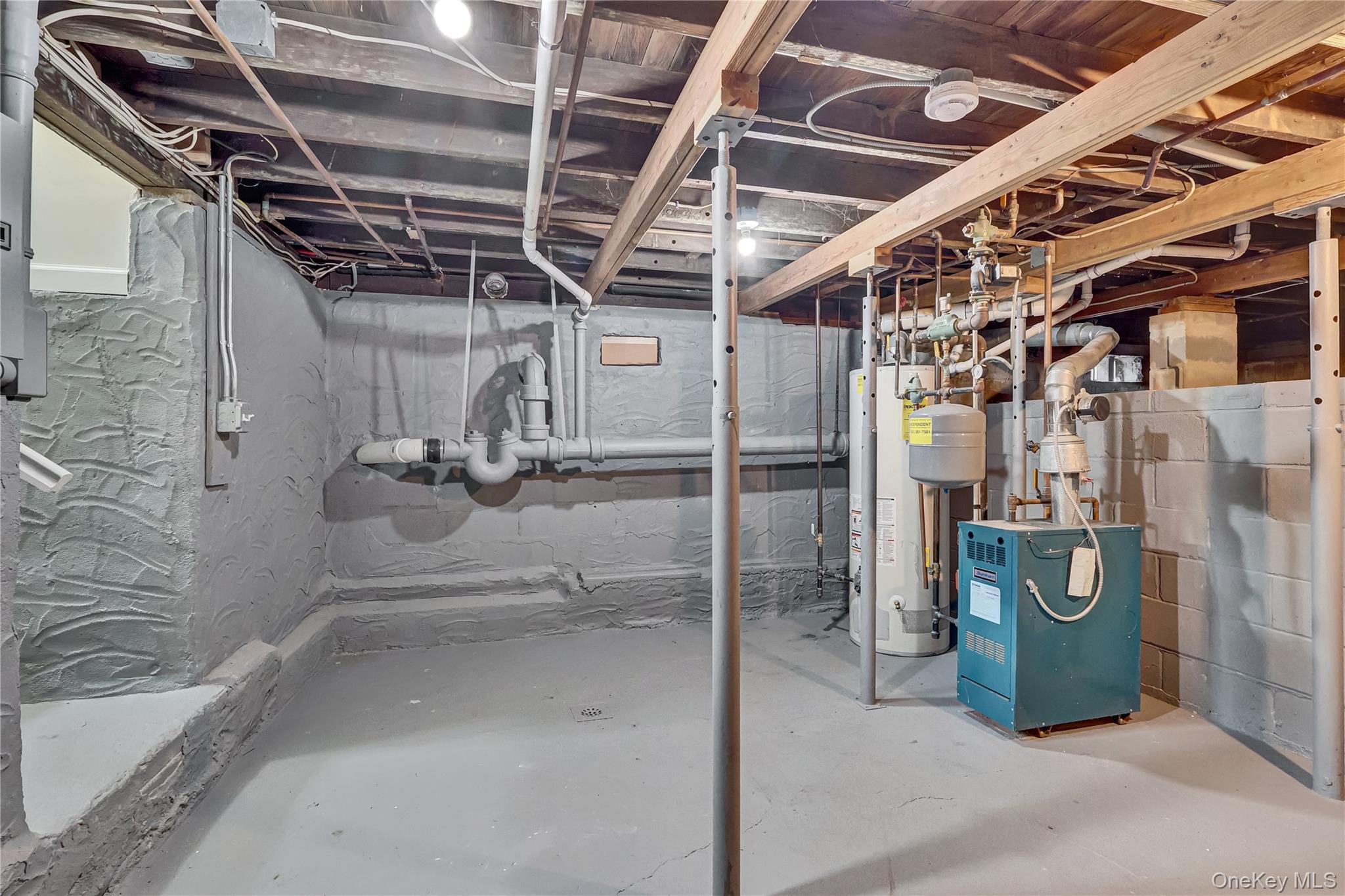 #18 photo, 61 Circle Drive, East Northport , NY 11731