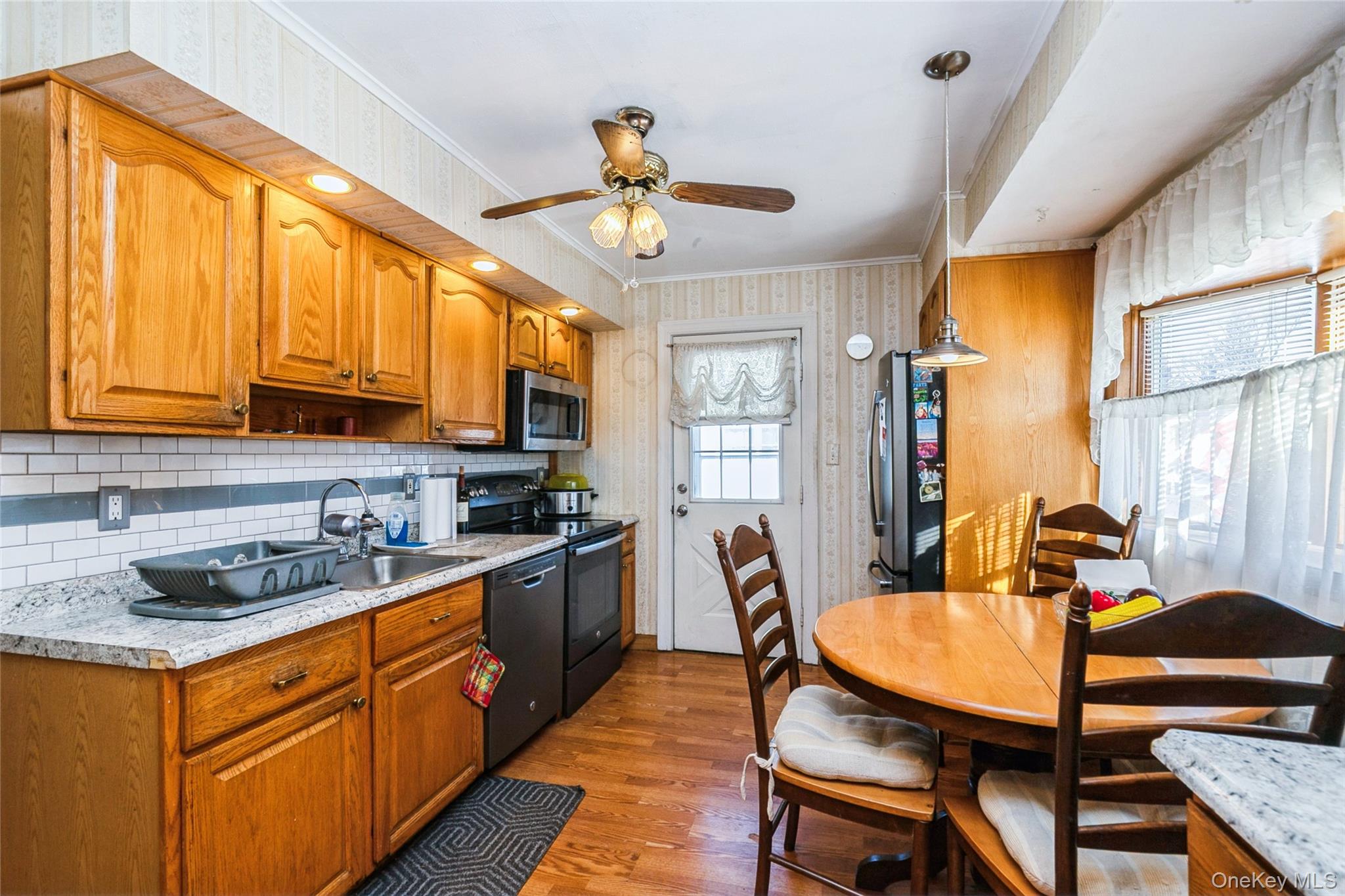 #8 photo, 5 Scherer Street, Bethpage , NY 11714