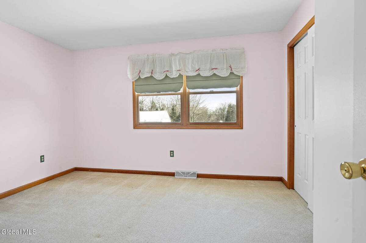 #34 photo, 14 Redwood Drive, Glenville , NY 12302