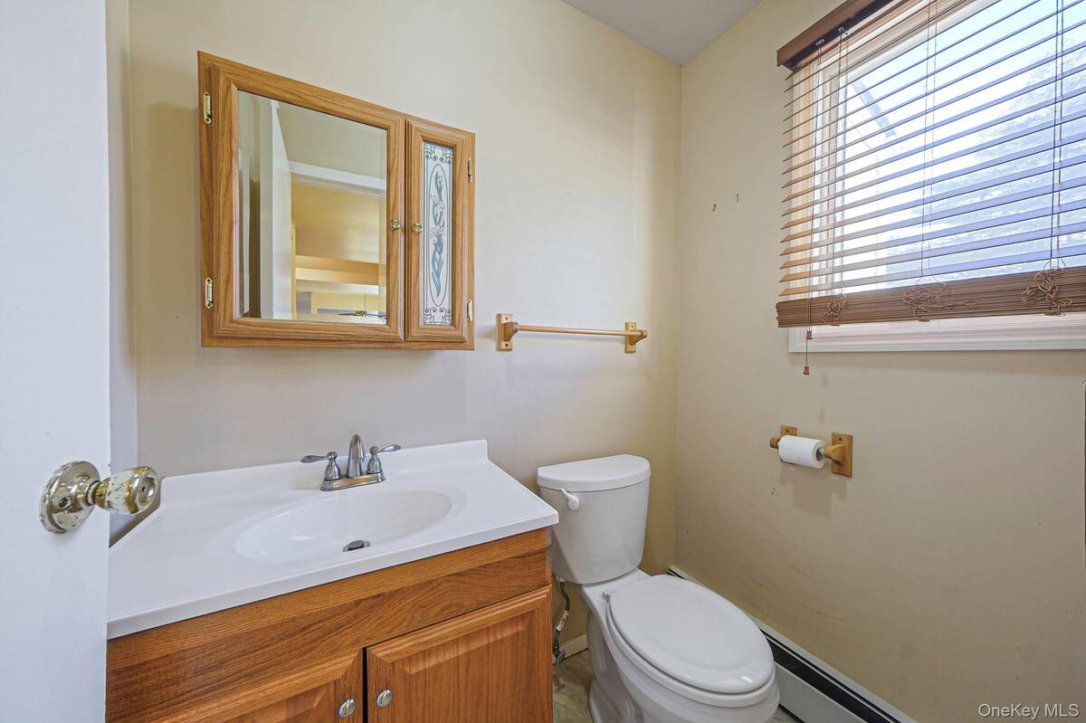 #20 photo, 139 Tarpon Avenue, Medford , NY 11763