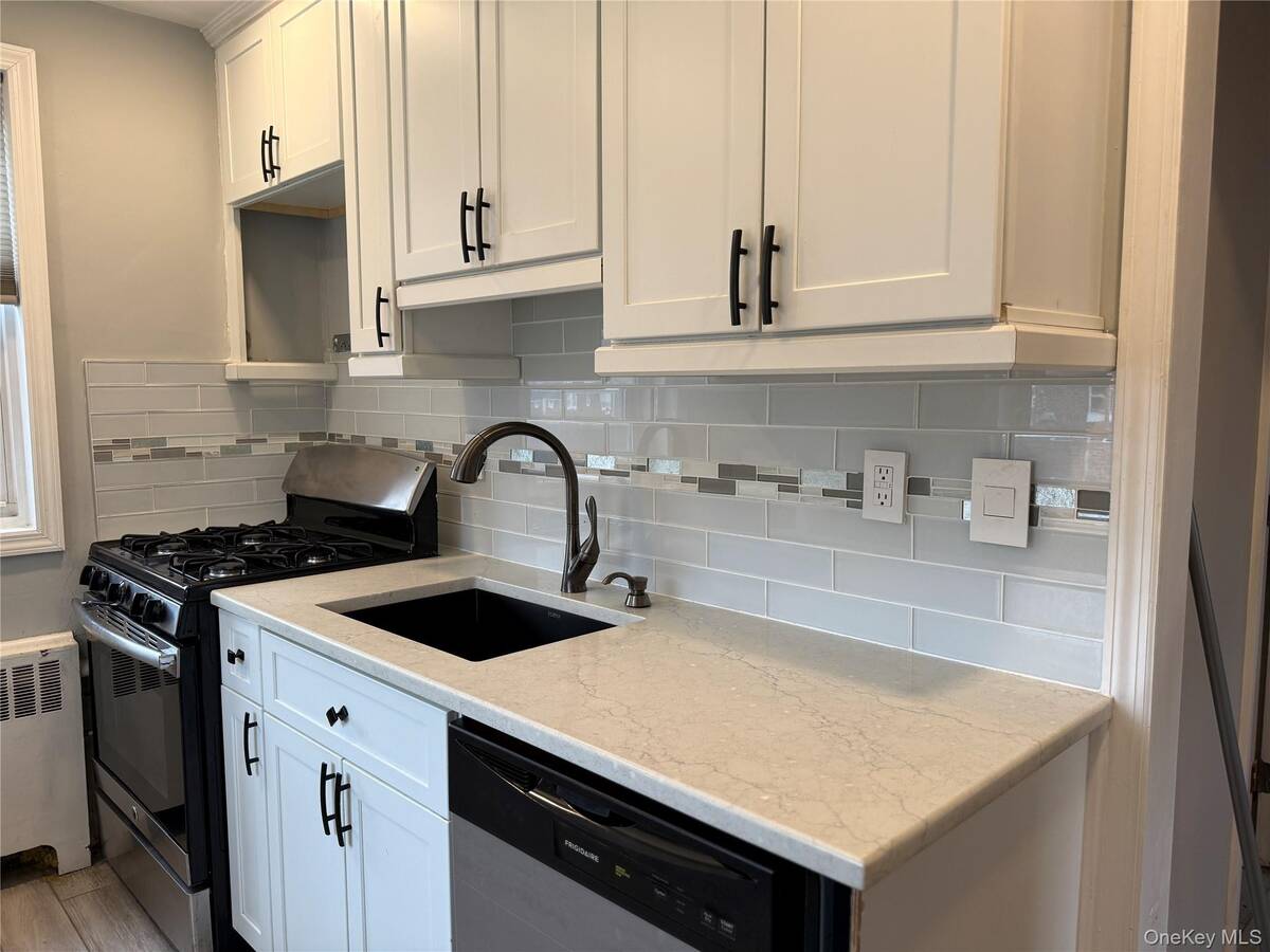 #15 photo, 131-59 234th Street, #2, Rosedale , NY 11422