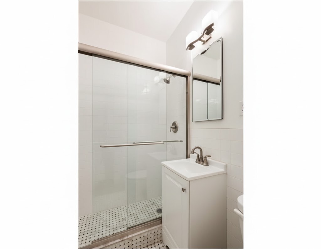 #5 photo, 73 THOMPSON Street, SoHo , NY 10012