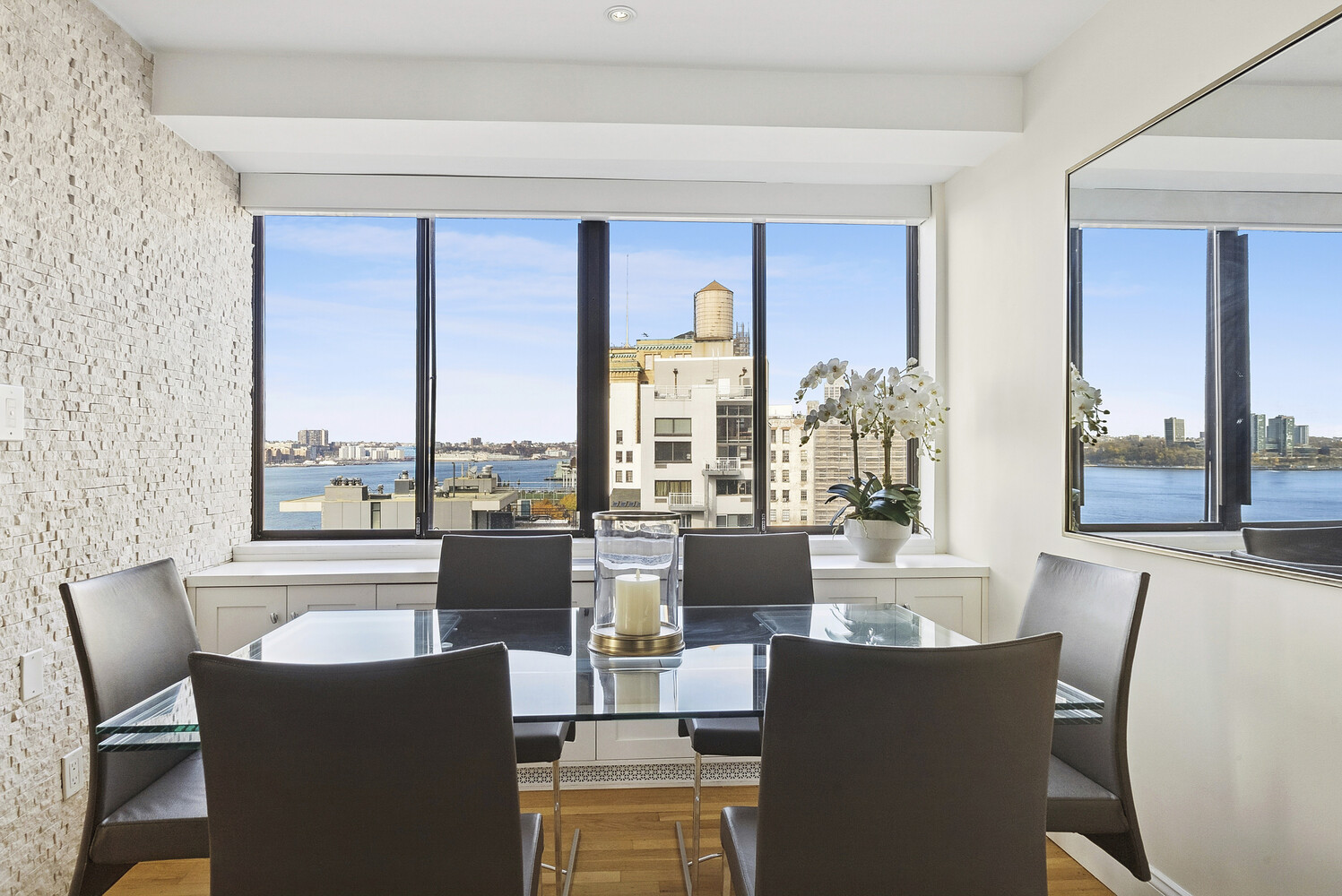 #8 photo, 366 W 11TH Street, West Village , NY 10014