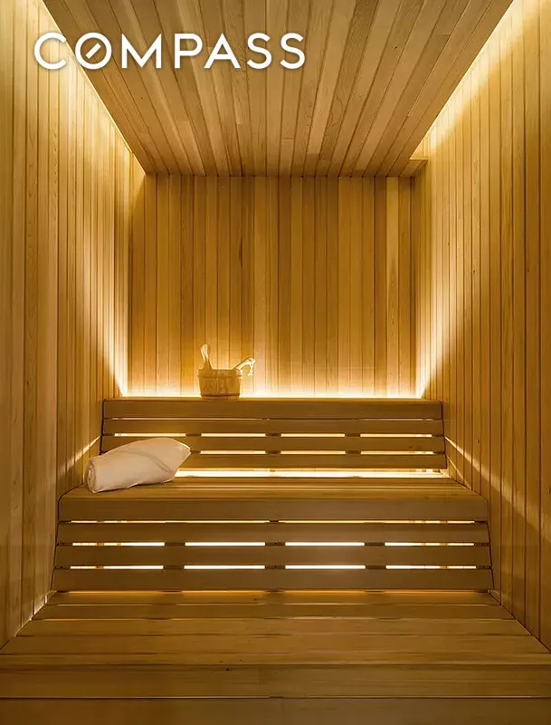 #19 photo, New York City, Midtown East , NY 10022