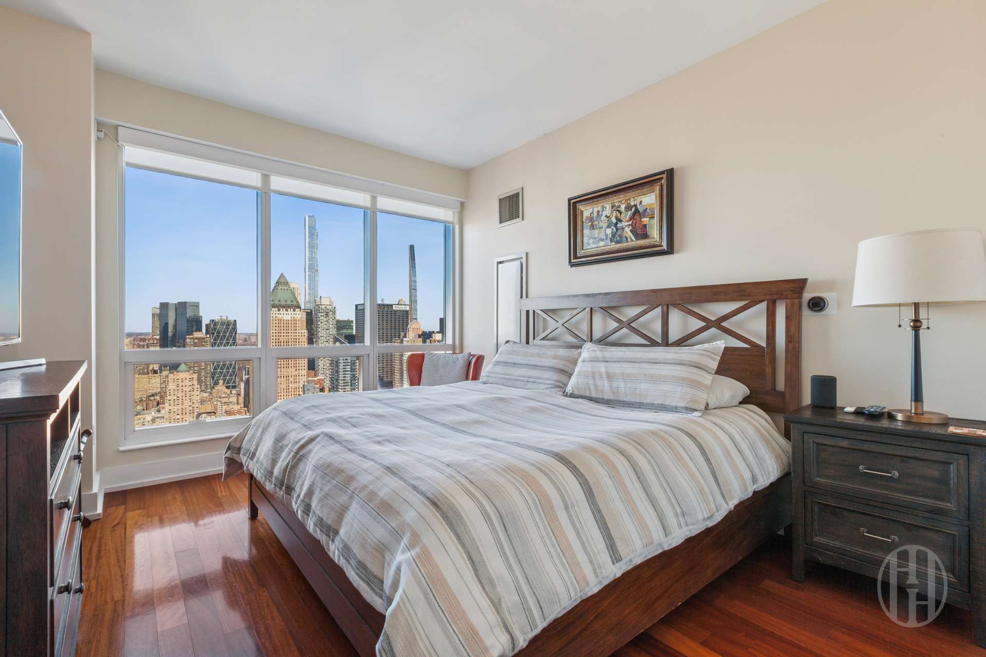 #7 photo, 350 W 42nd Street, Hell's Kitchen , NY 10036