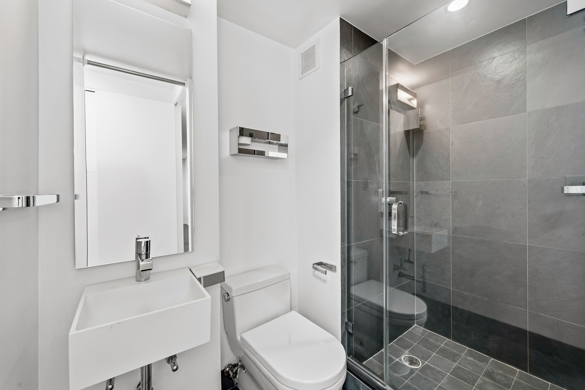 #16 photo, 60 Sutton Place S, Sutton Place , NY 10022