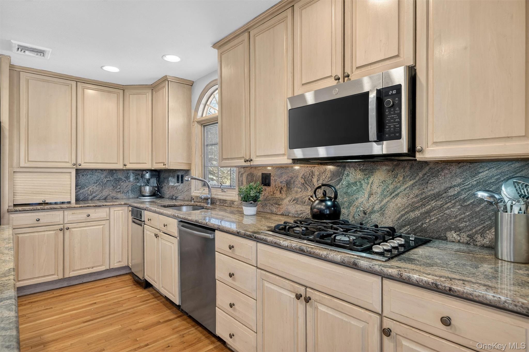 #10 photo, 5 Raleigh Drive, New City , NY 10956