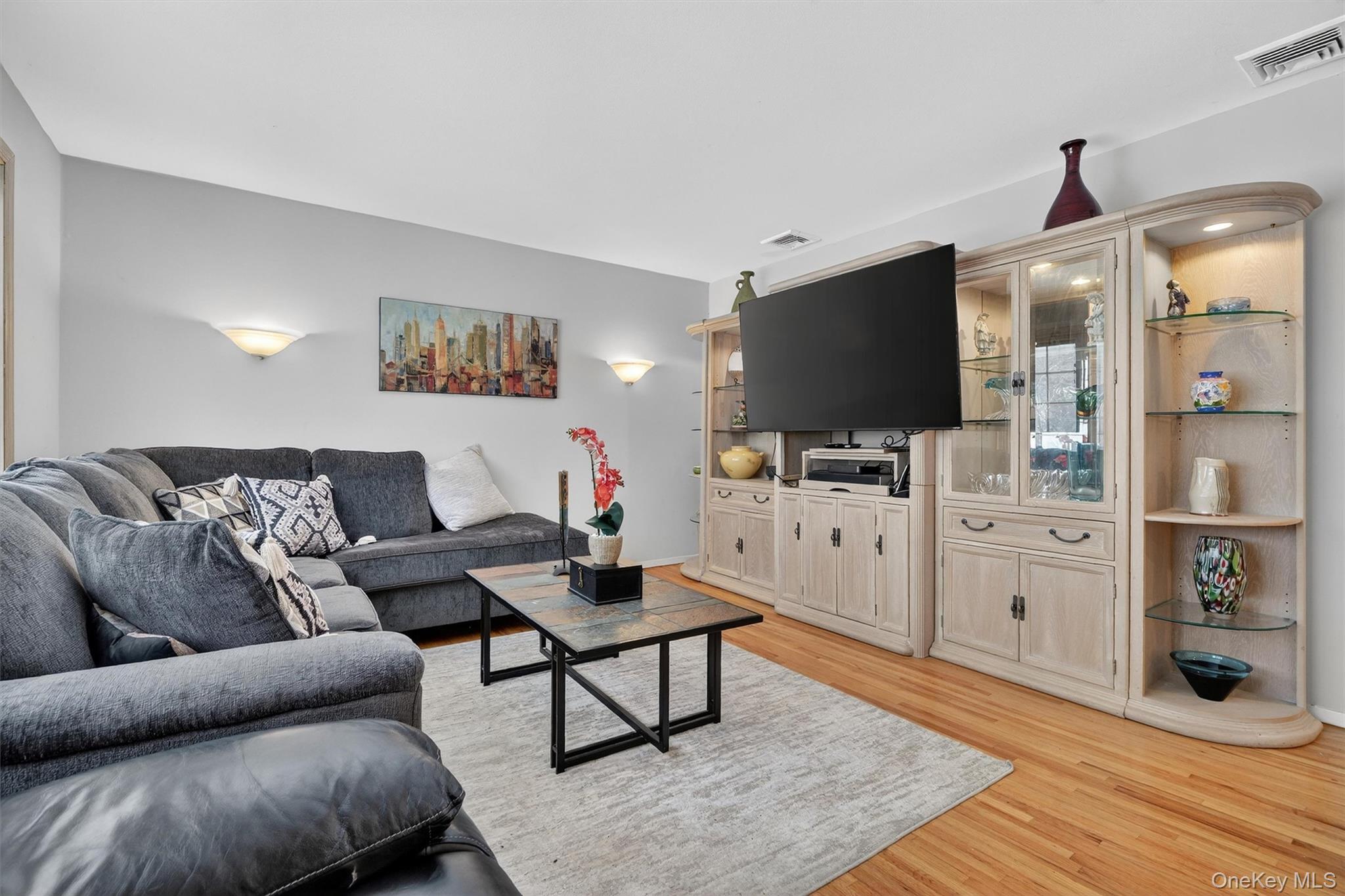 #19 photo, 5 Raleigh Drive, New City , NY 10956