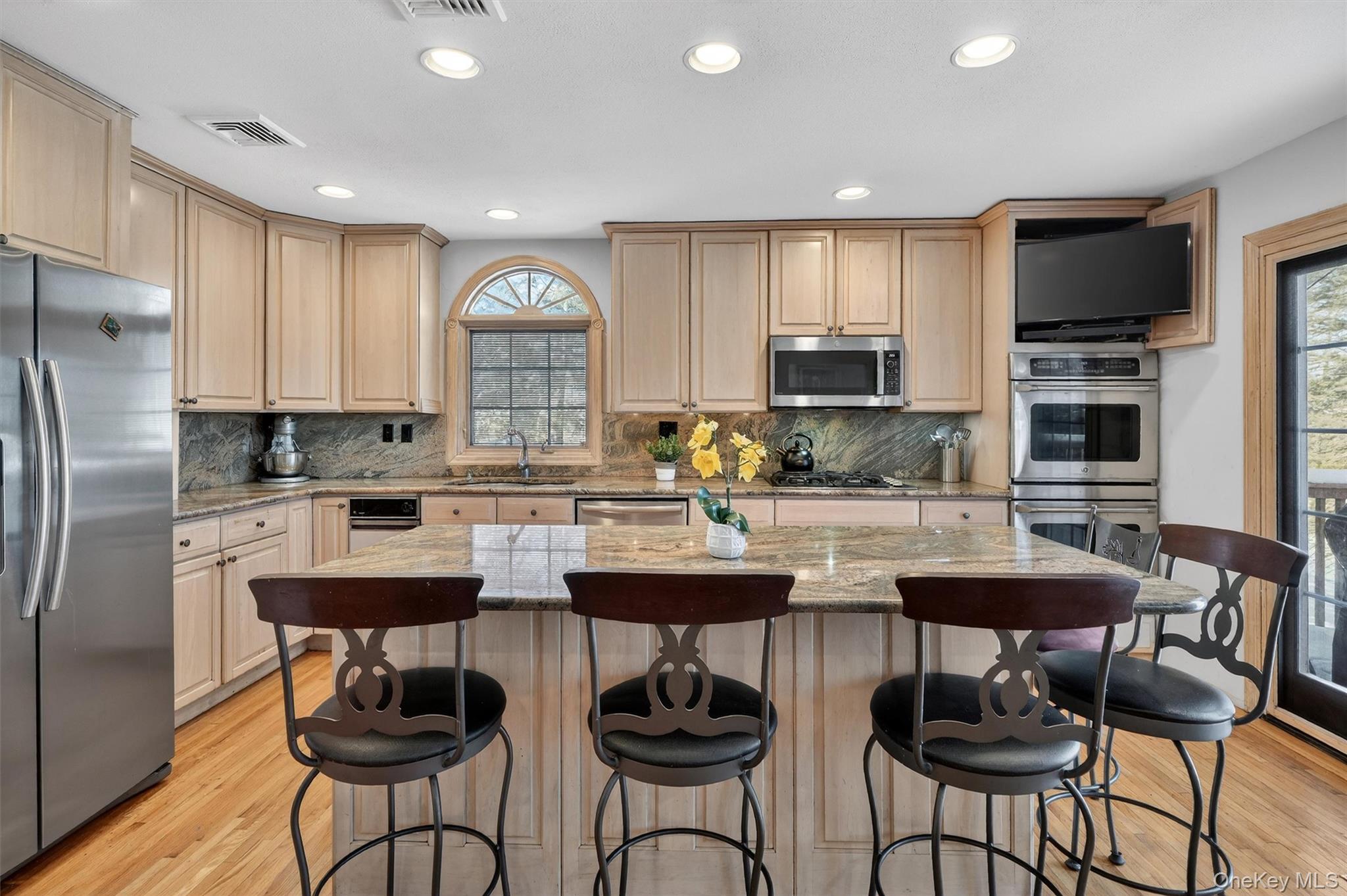 #8 photo, 5 Raleigh Drive, New City , NY 10956