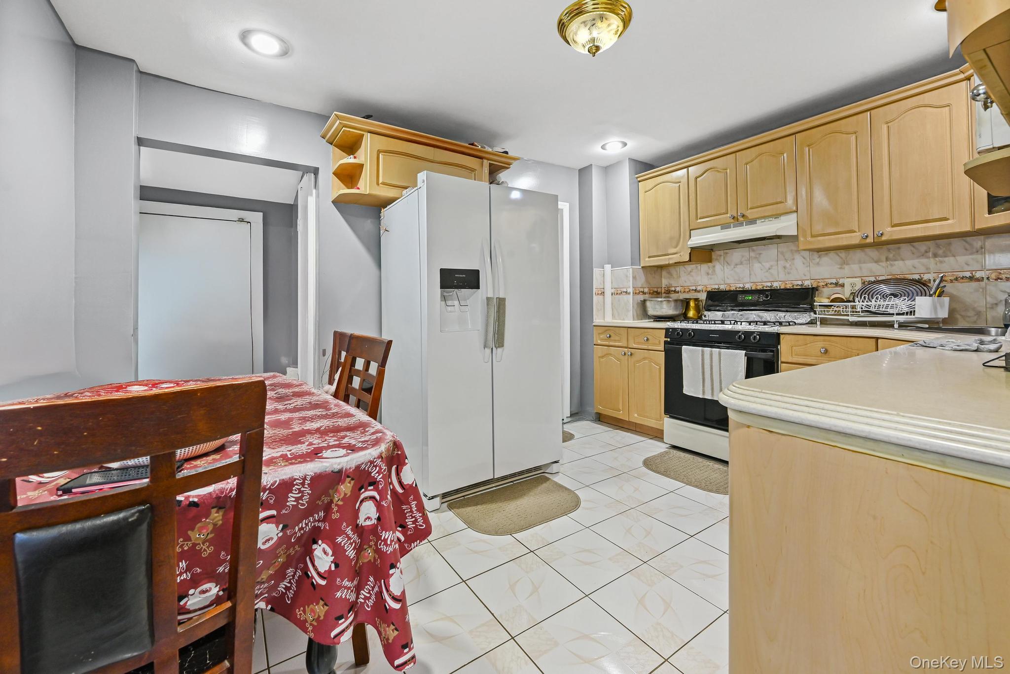 #7 photo, 131-23 140th Street, Jamaica , NY 11436