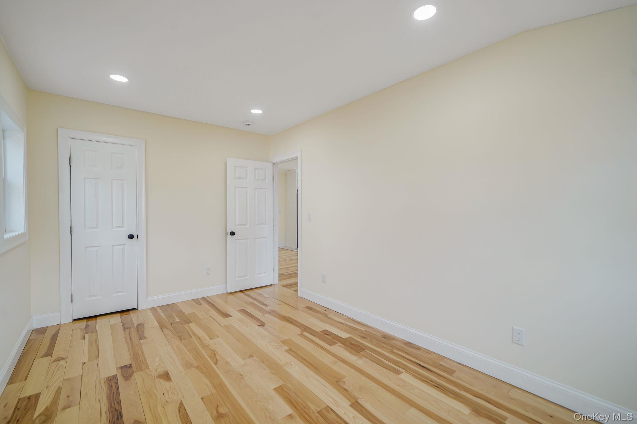 #11 photo, 131 Belle Avenue, Ronkonkoma , NY 11779