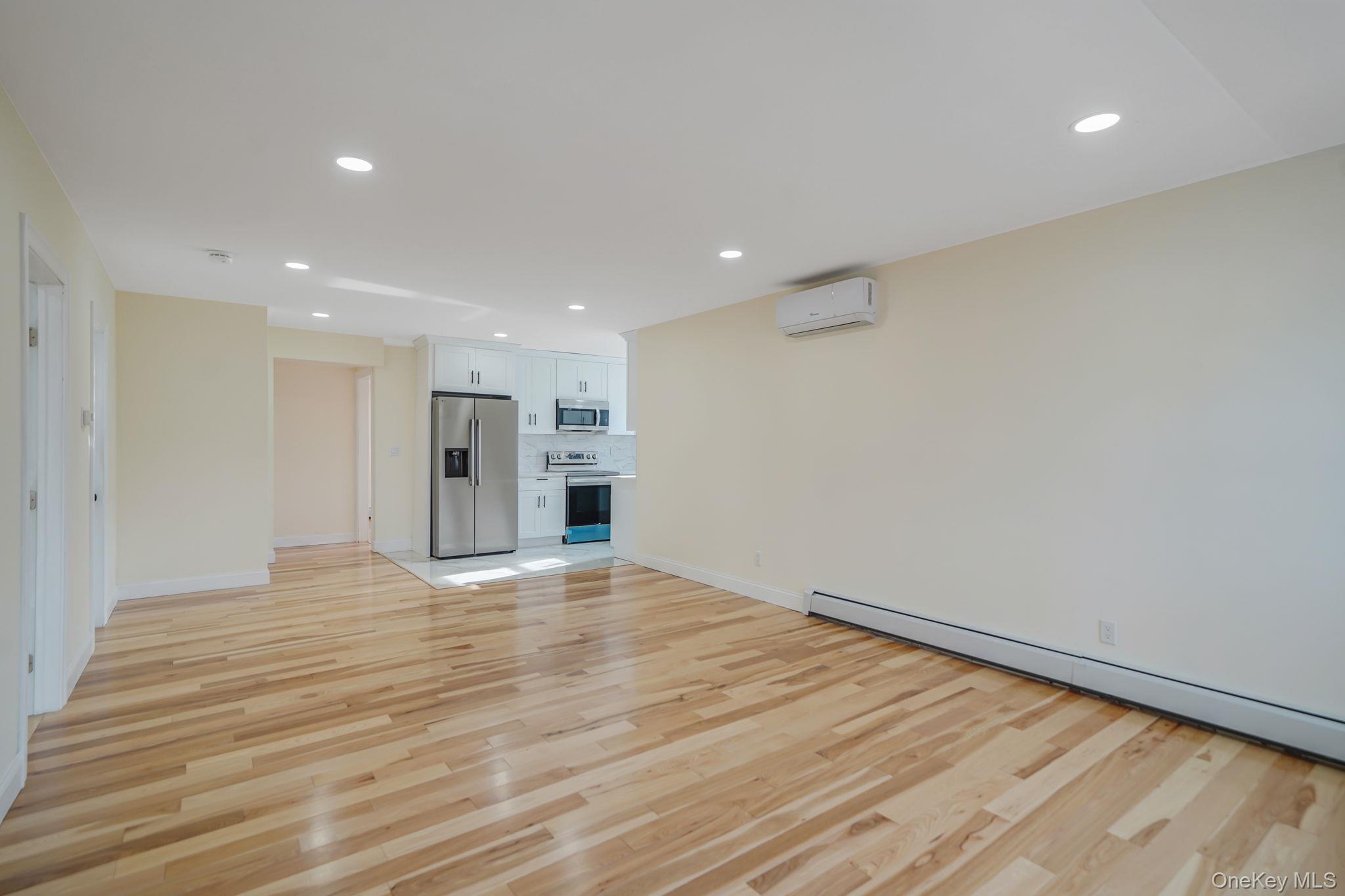 #5 photo, 131 Belle Avenue, Ronkonkoma , NY 11779