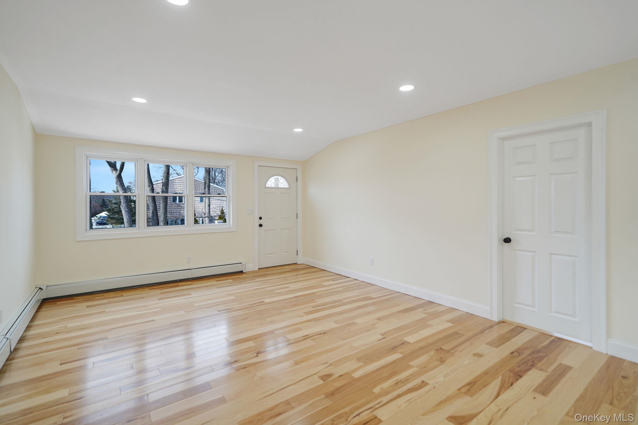 #7 photo, 131 Belle Avenue, Ronkonkoma , NY 11779