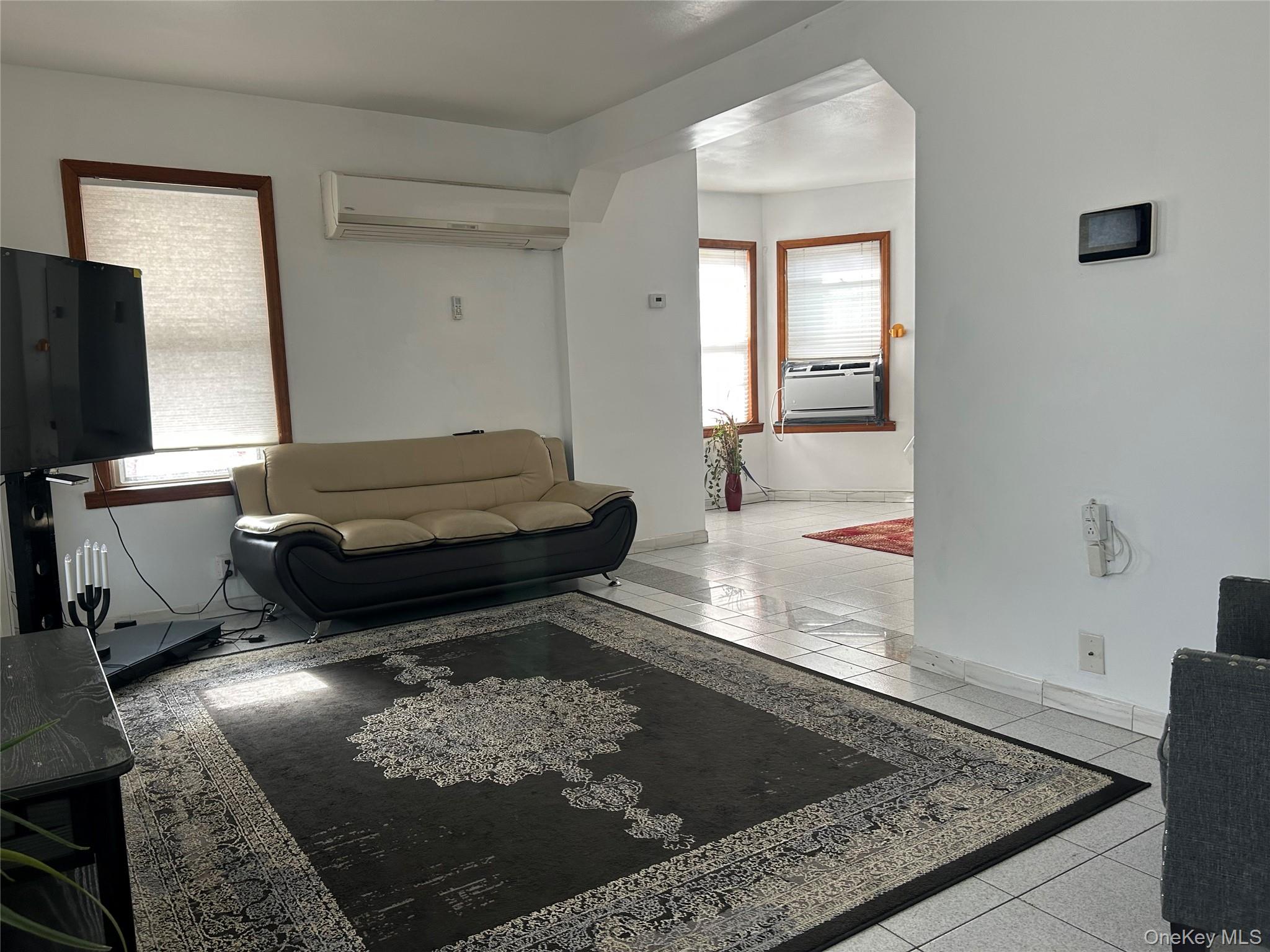 #12 photo, 160 N Central Avenue, Valley Stream , NY 11580